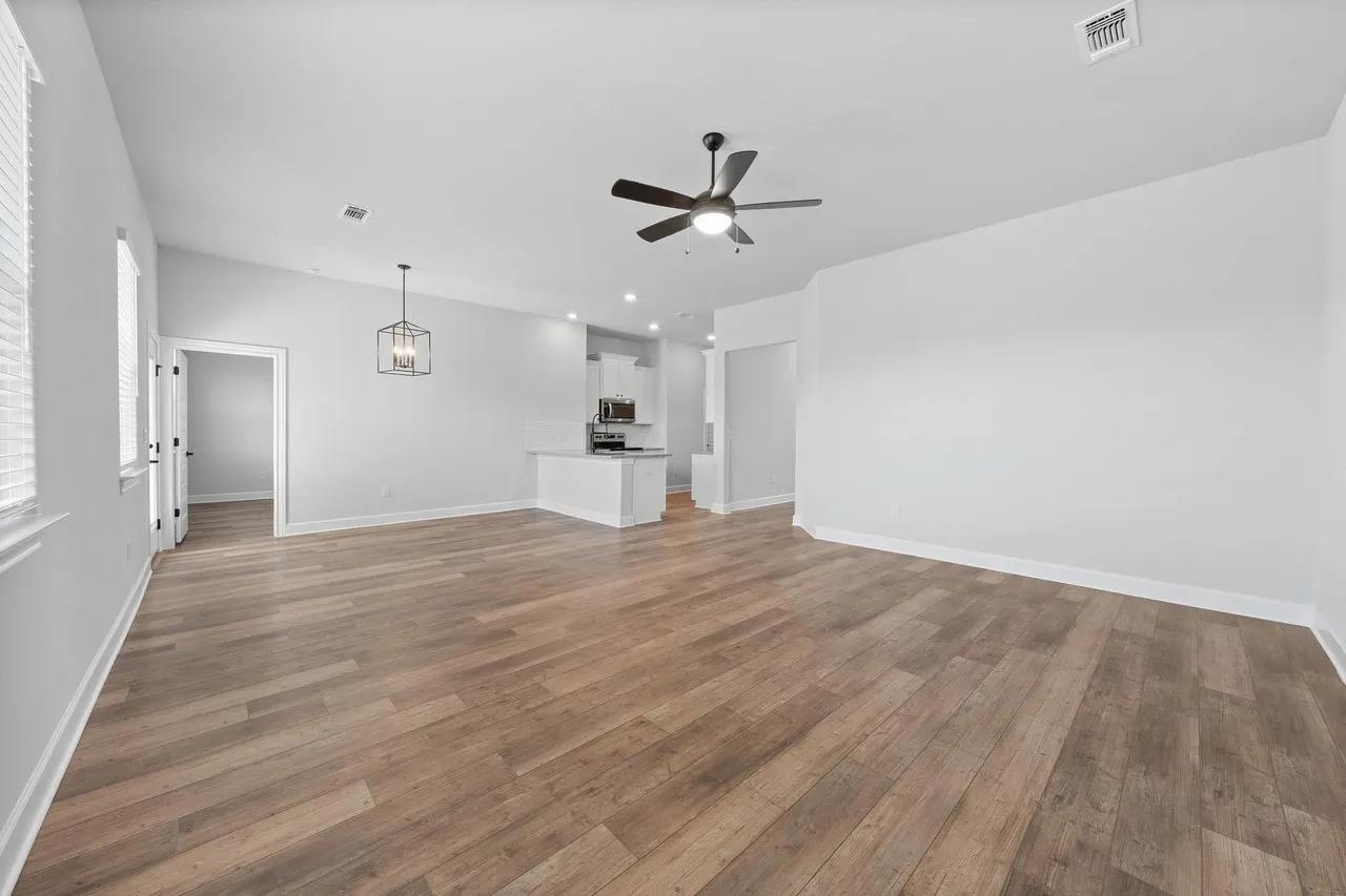 17008 Wind Chime DR, Manor, TX 78653 photo 4
