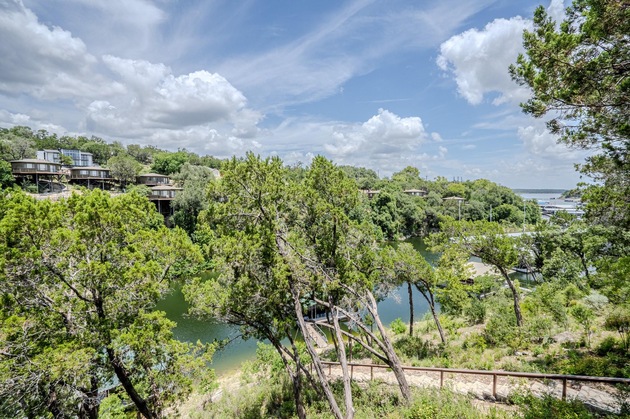 718 Bermuda ST, Lakeway, TX 78734 photo 4