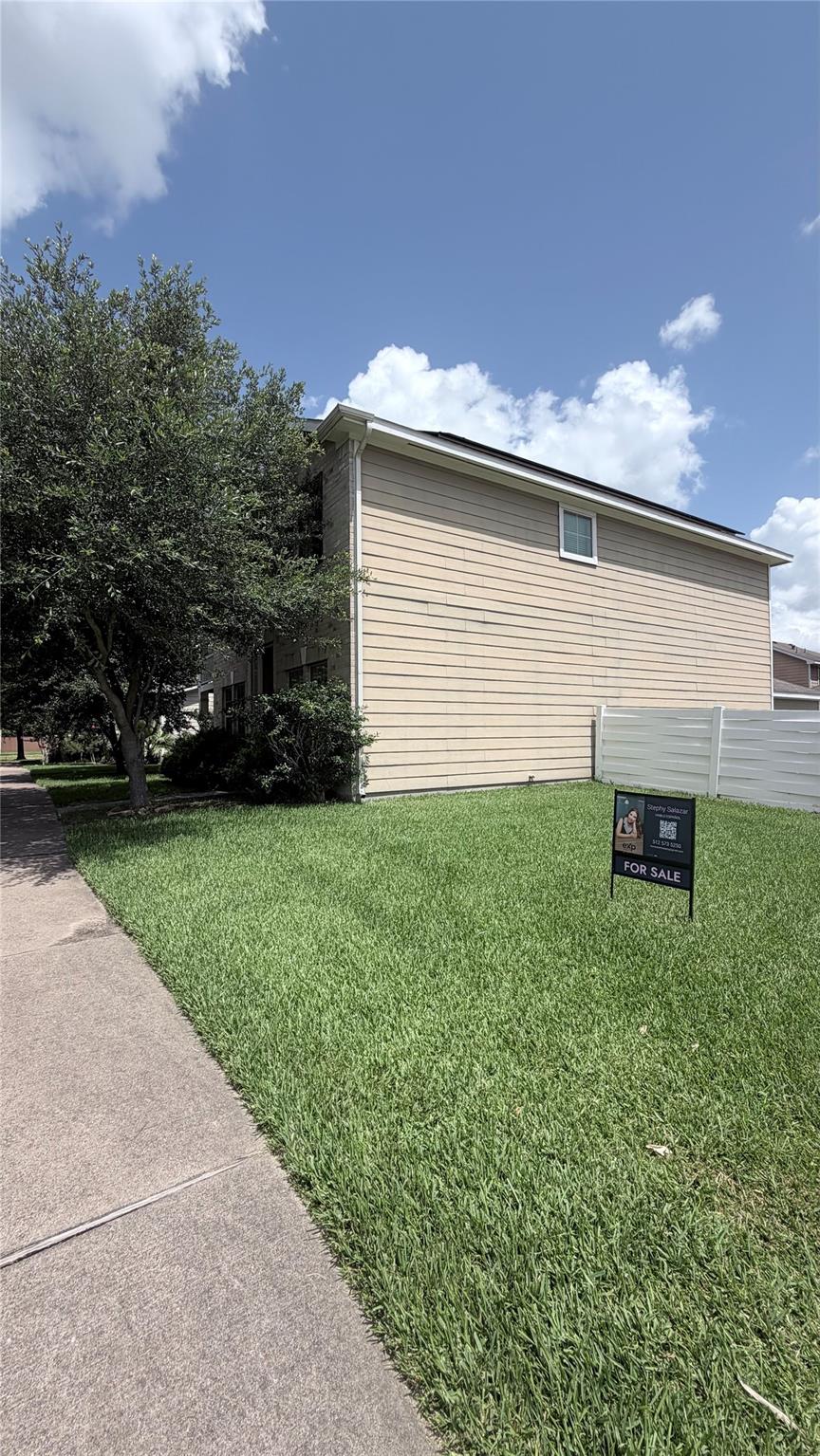 11932 Jelicoe DR, Houston, TX 77047 photo 5