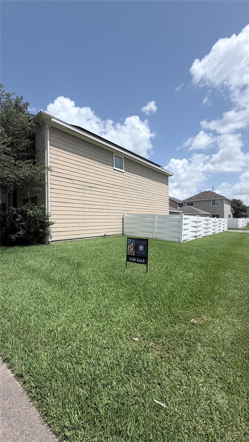 11932 Jelicoe DR, Houston, TX 77047 photo 4