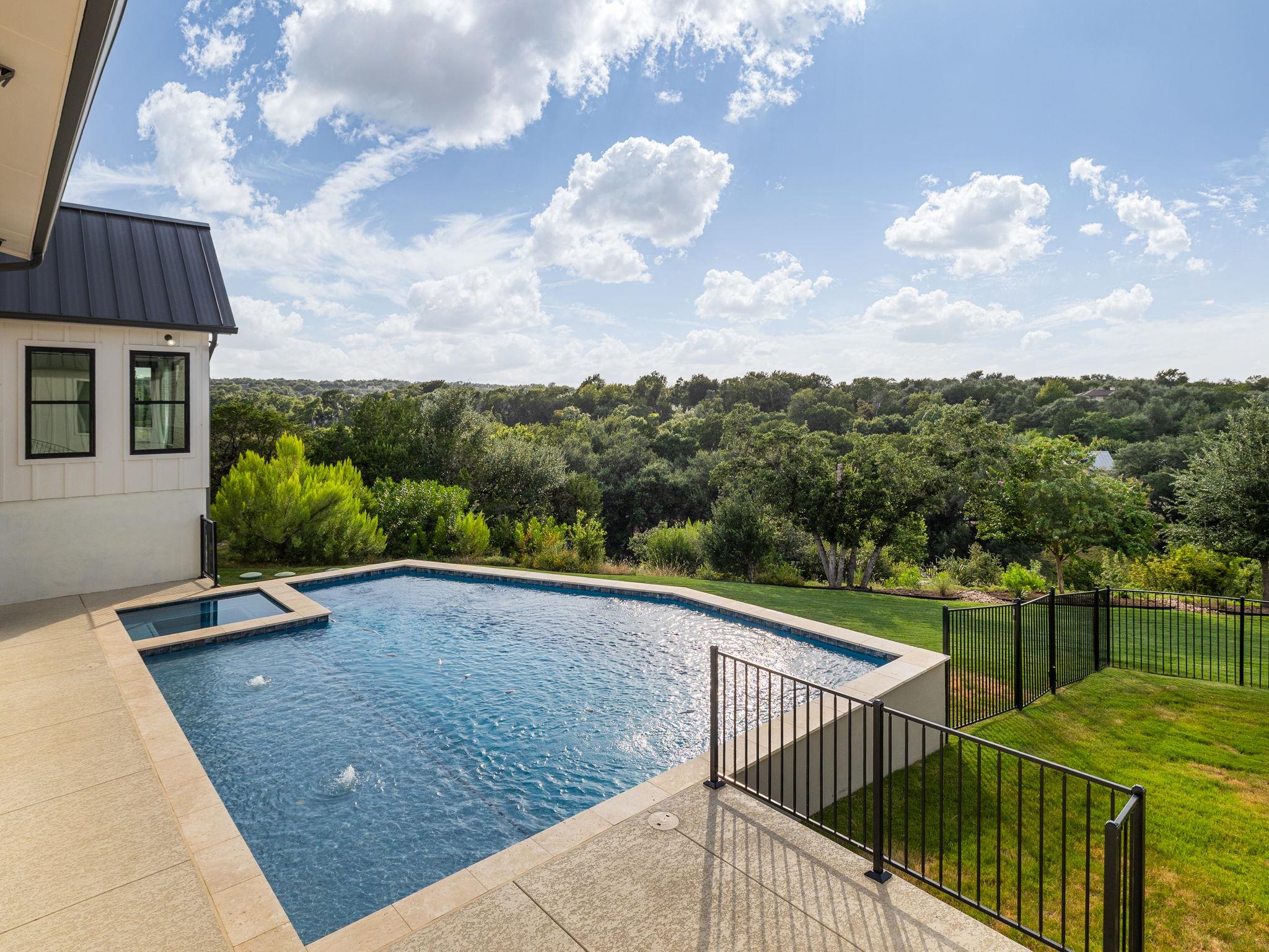 200 Maravilla Bluff LN, Georgetown, TX 78628 photo 4