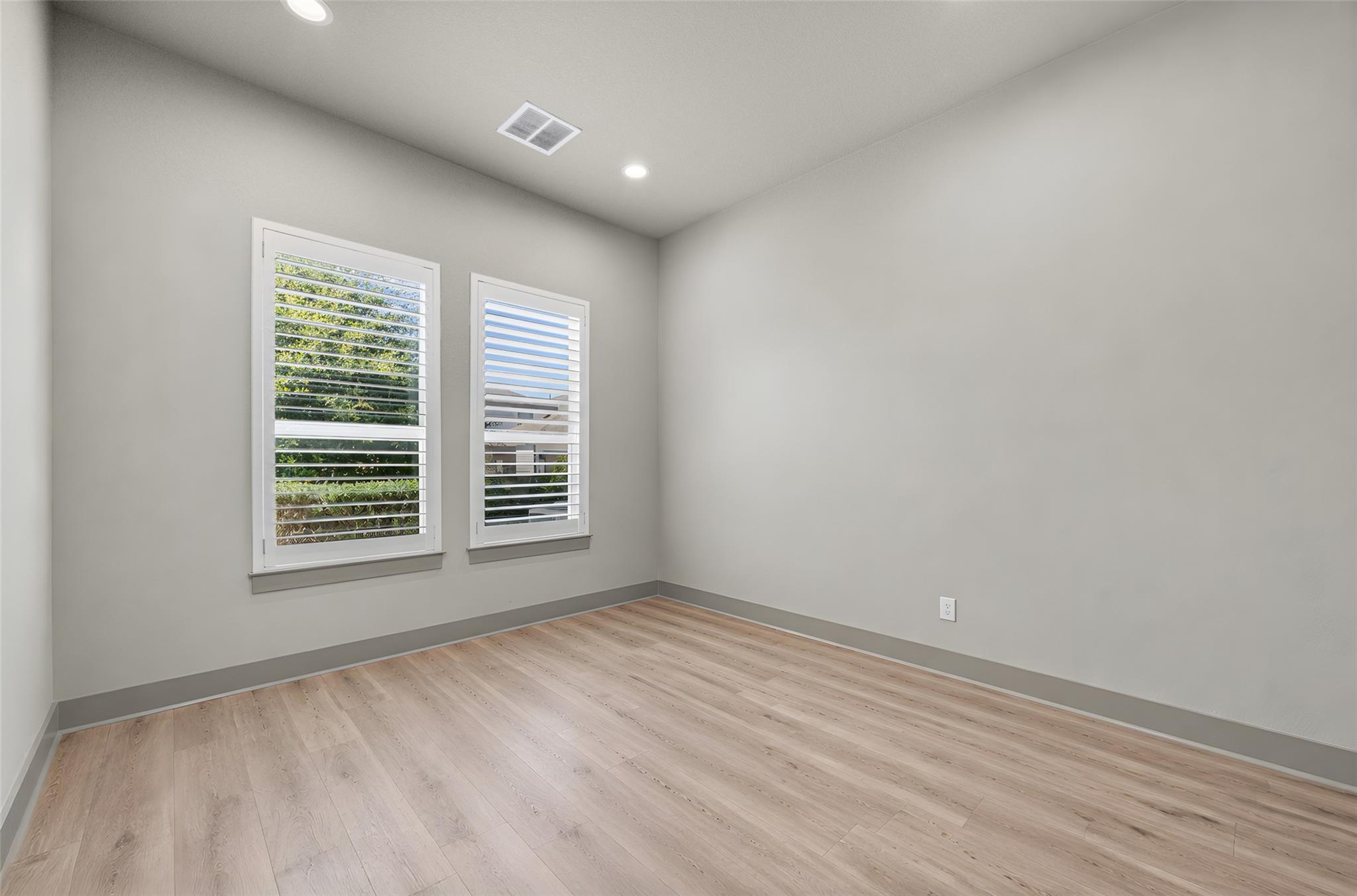 10824 Crystal Falls Pkwy #506, Leander, TX 78641 photo 4