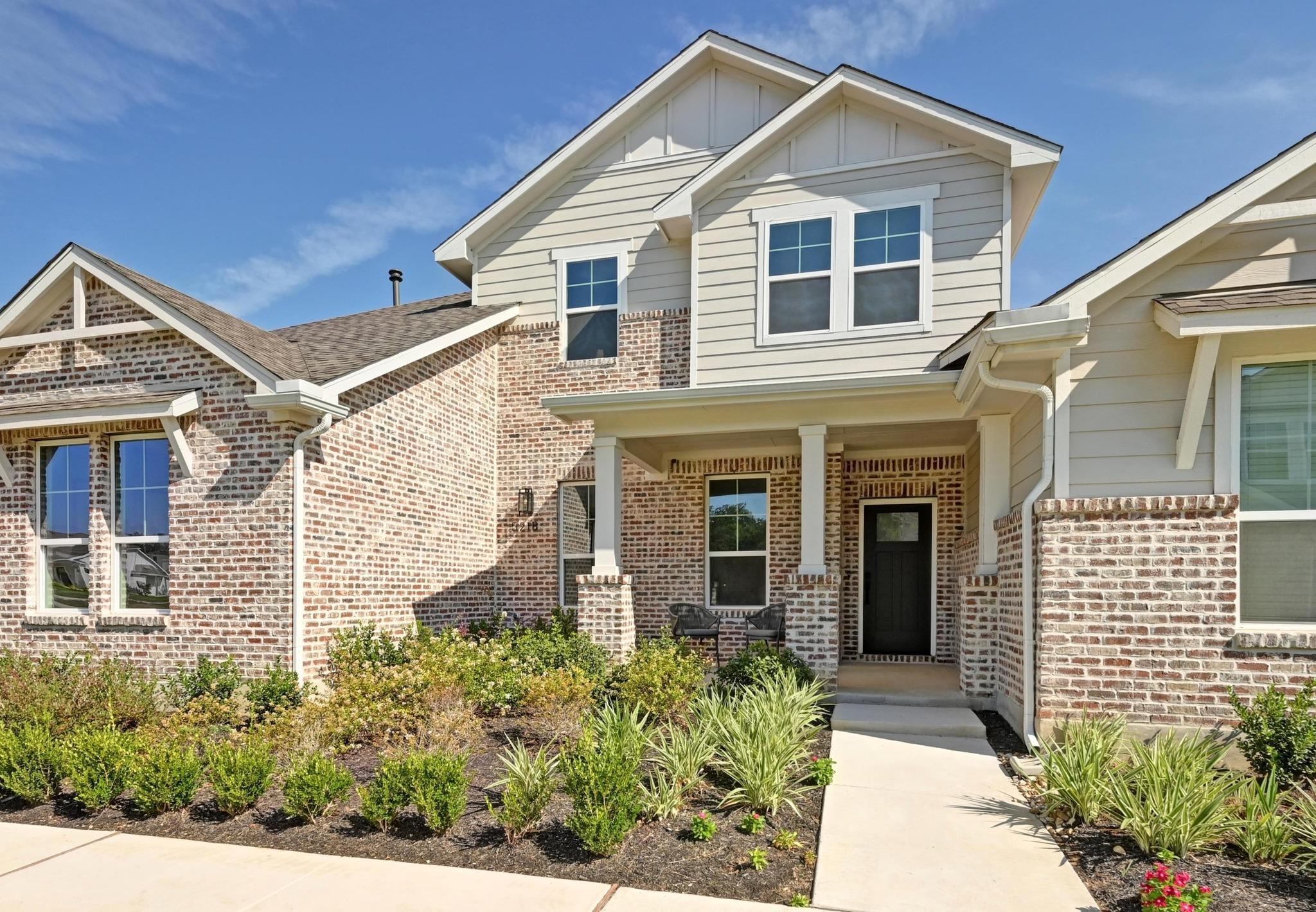 Townhomes At The Porch Du Pre