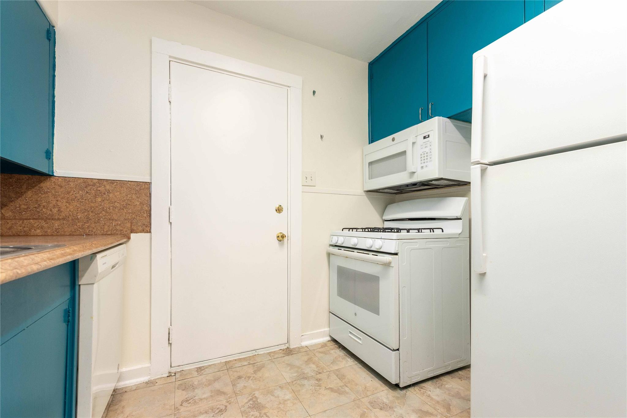 1013 10th ST, Austin, TX 78702 photo 5