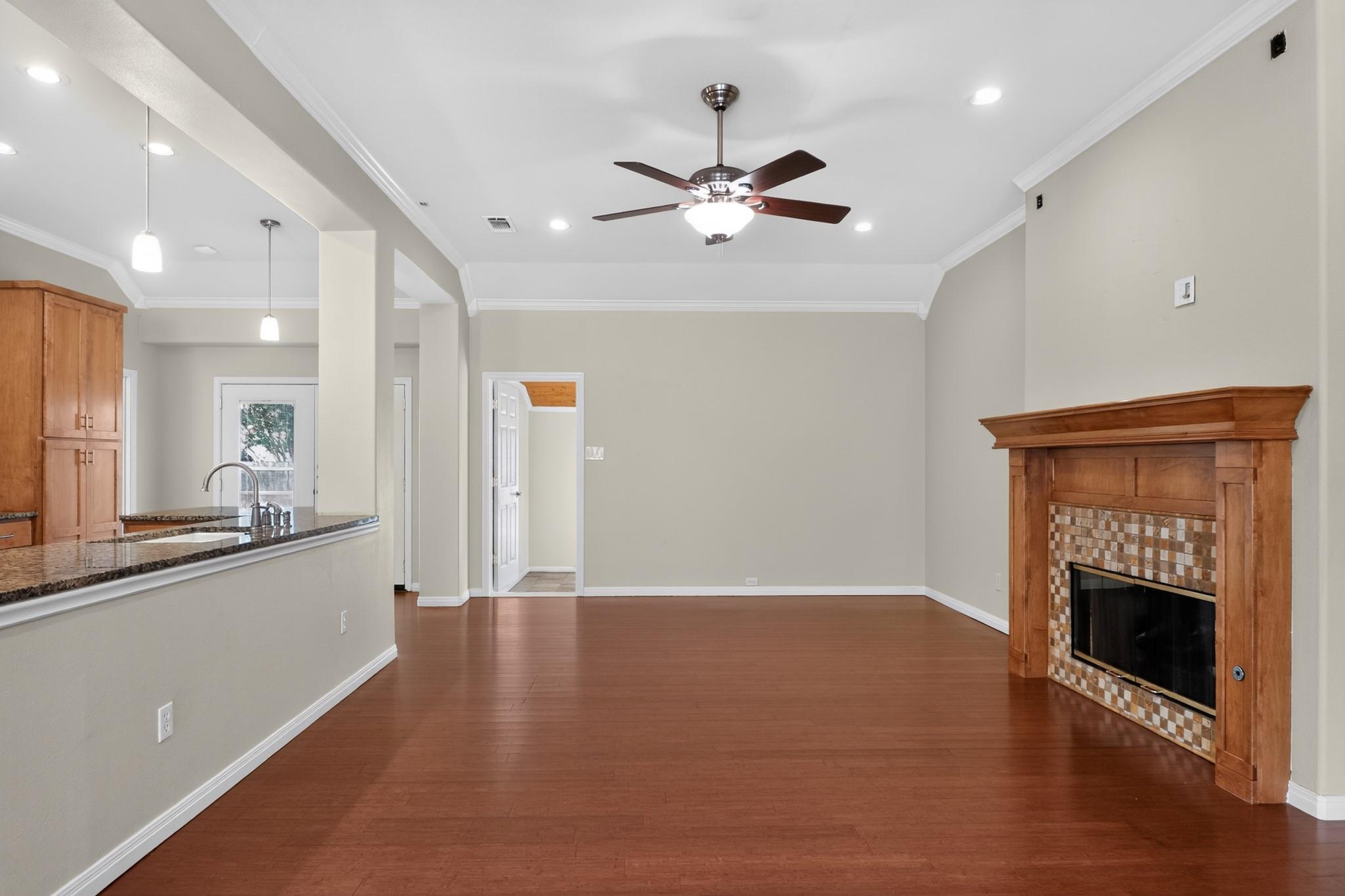 102 River Down RD, Georgetown, TX 78628 photo 2