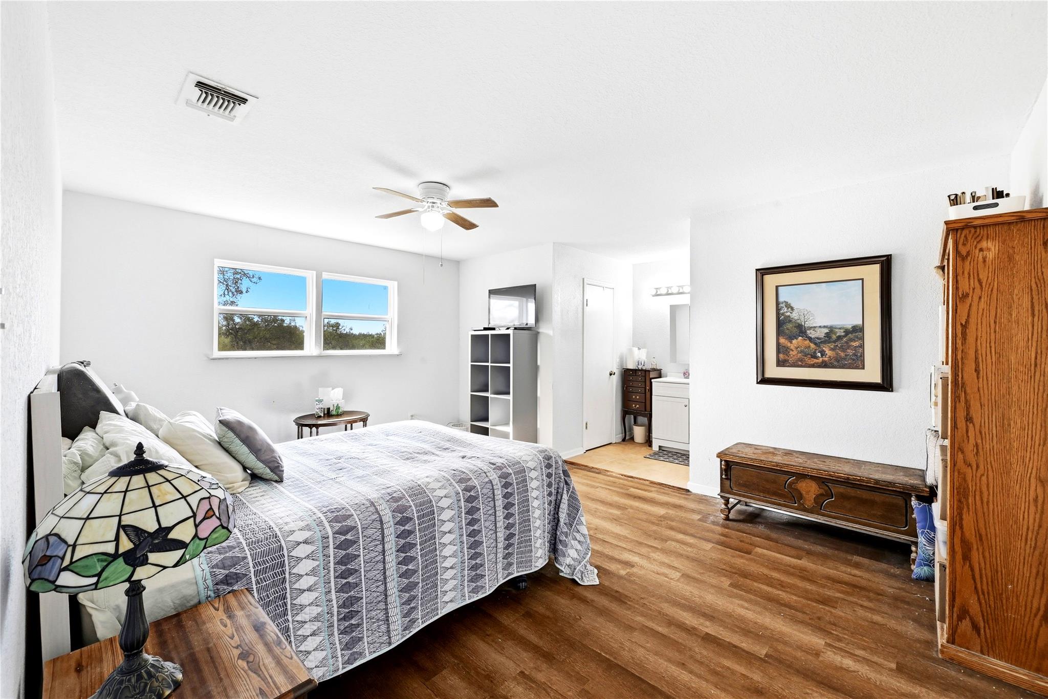 311 Salt Lake RD, Luling, TX 78648 photo 4