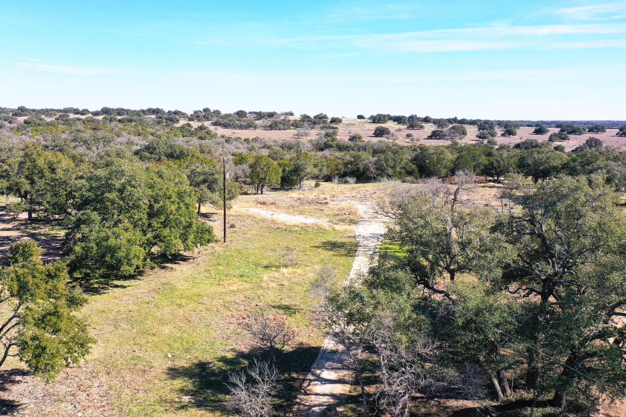 240 Pecan BR, Florence, TX 76527 photo 4