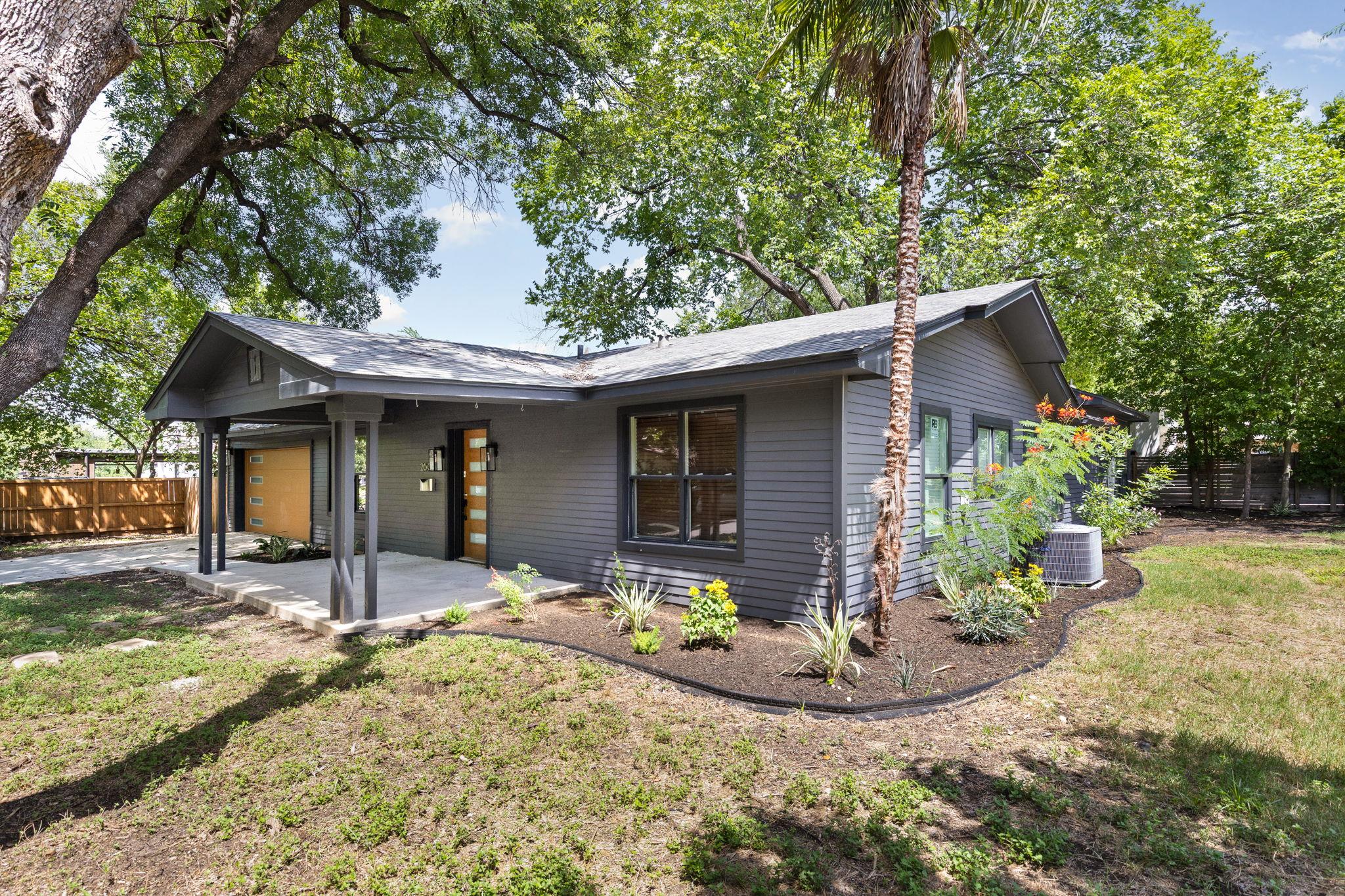 2605 Friar Tuck LN, Austin, TX 78704 photo 3