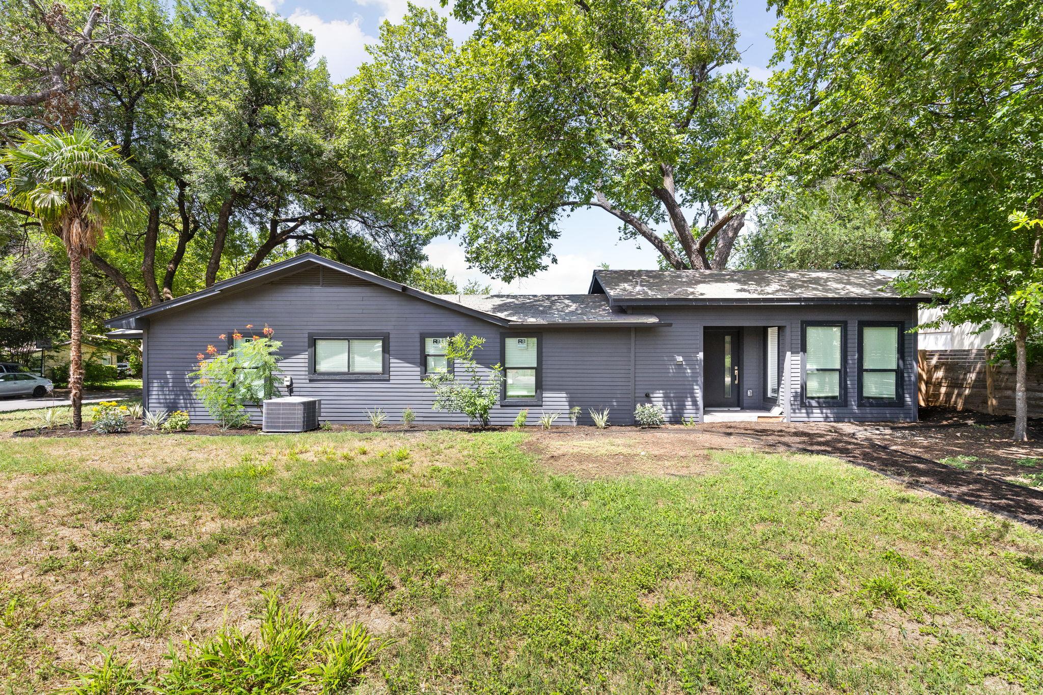 2605 Friar Tuck LN, Austin, TX 78704 photo 4