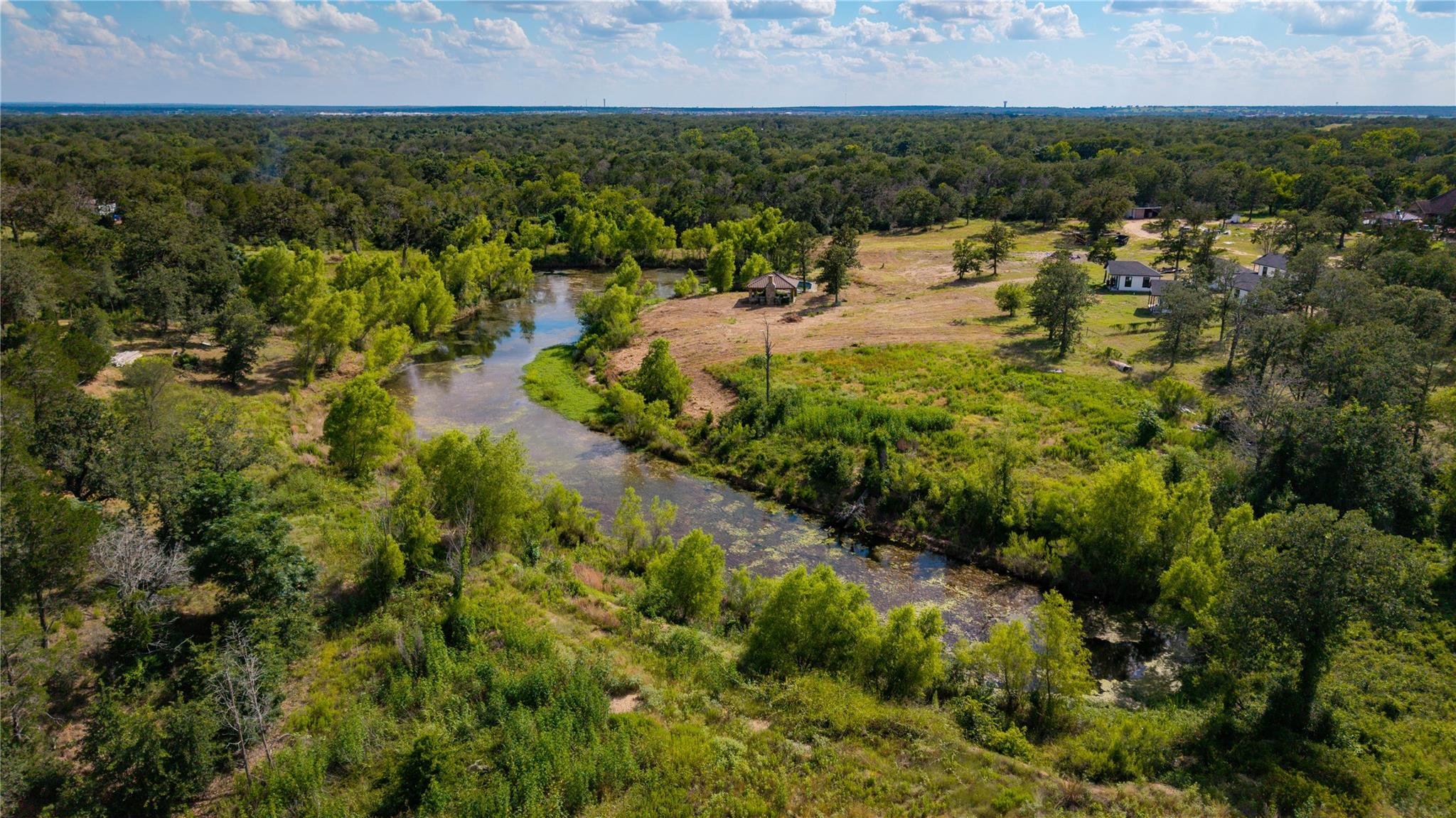 206 Sayers RD, Bastrop, TX 78602 photo 2