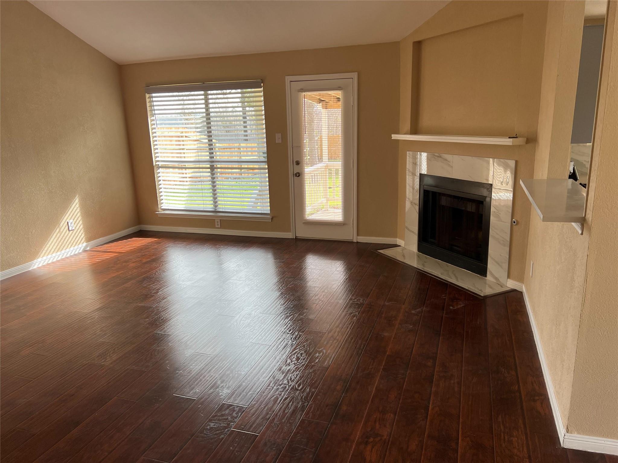 711 Pigeon Forge RD, Pflugerville, TX 78660 photo 2