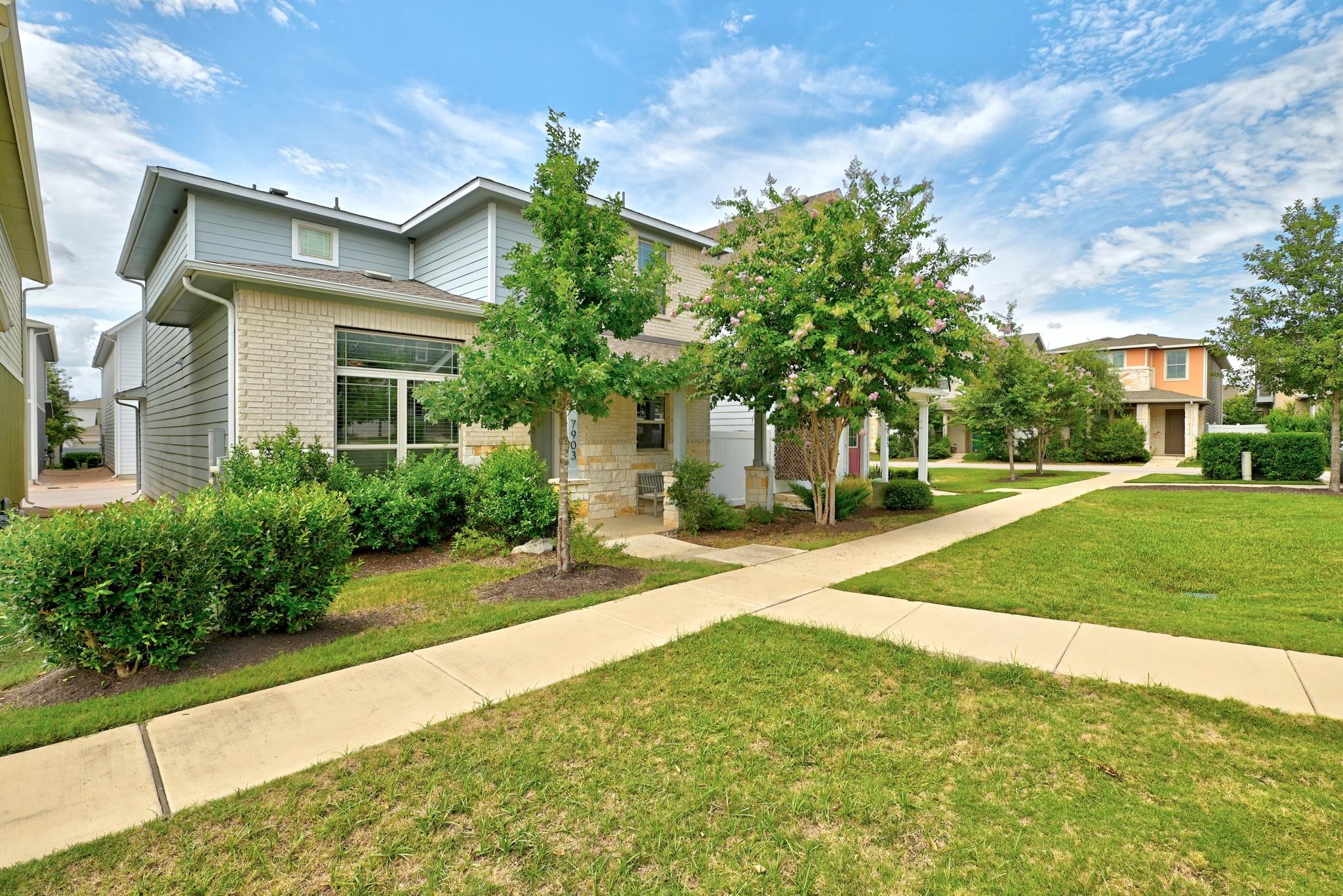 7903 Sutcliffe DR, Austin, TX 78744 photo 3