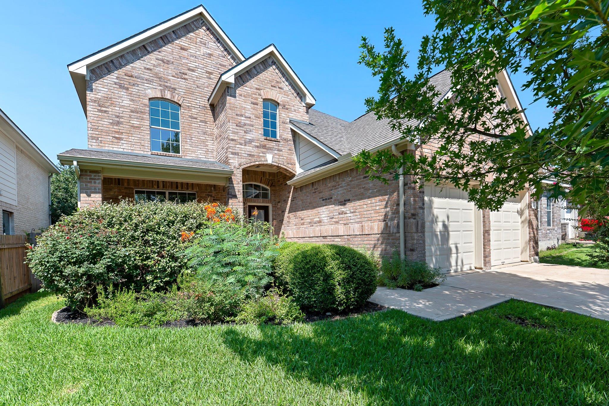 506 Springbok DR, Round Rock, TX 78681 photo 2