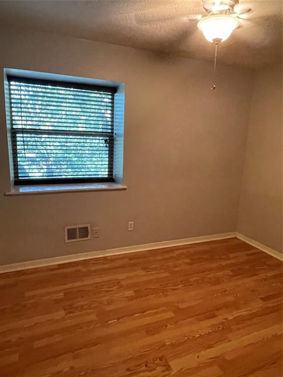 2304 Barton Village CIR #104, Austin, TX 78704 photo 4