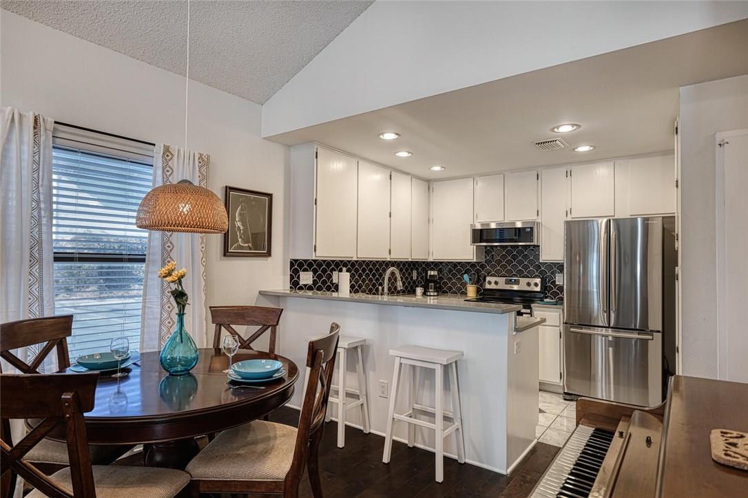 1748 Ohlen RD #74, Austin, TX 78757 photo 5