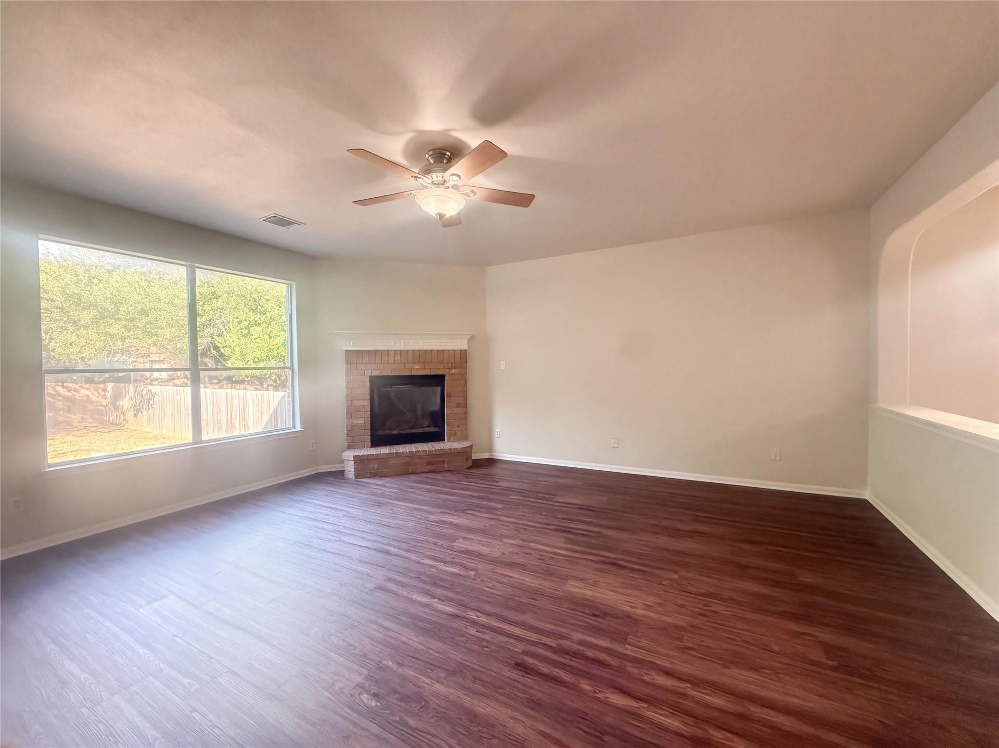 2404 Danciger LN, Cedar Park, TX 78613 photo 3