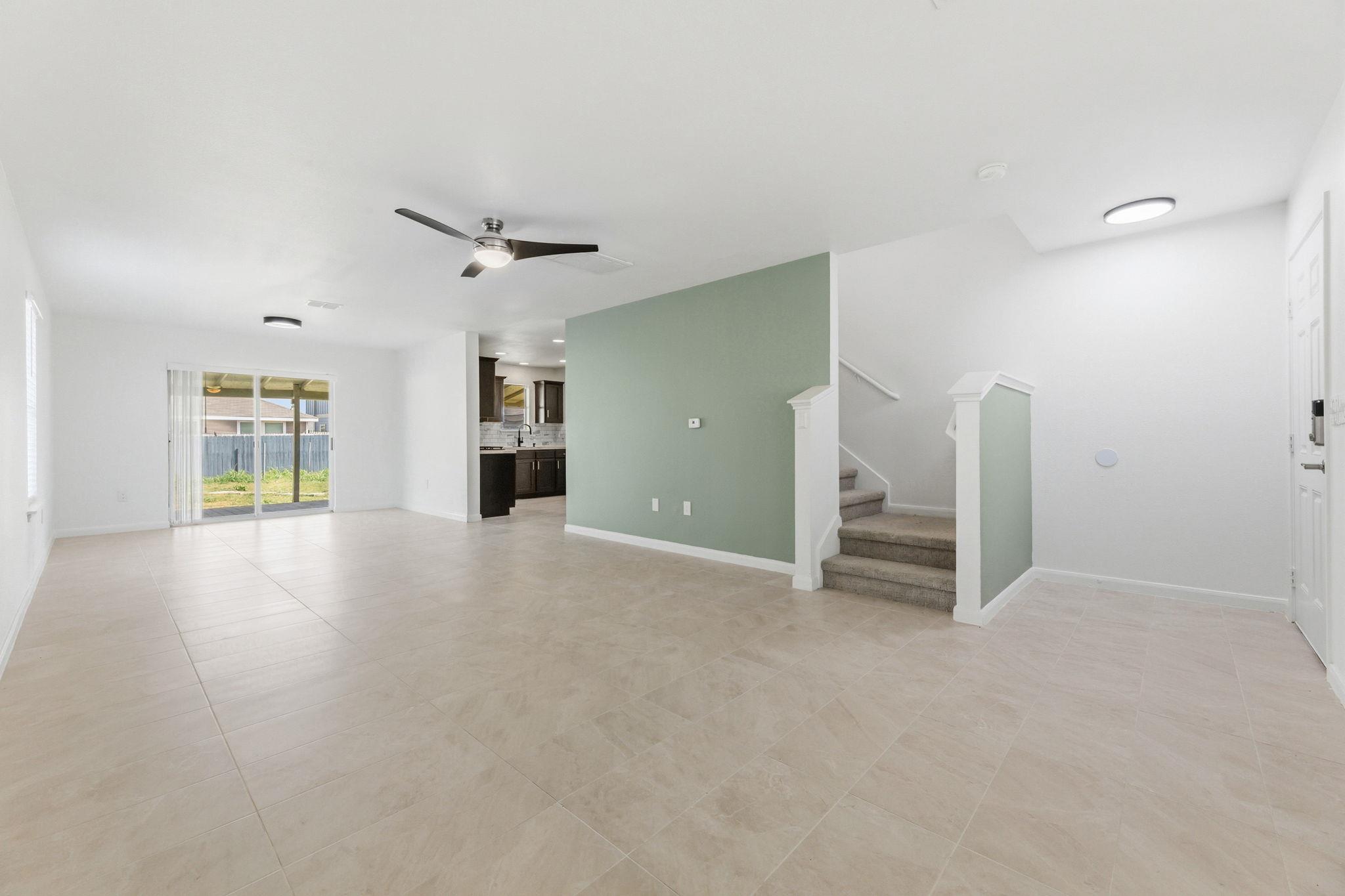 5008 Irvine LN, Del Valle, TX 78617 photo 4