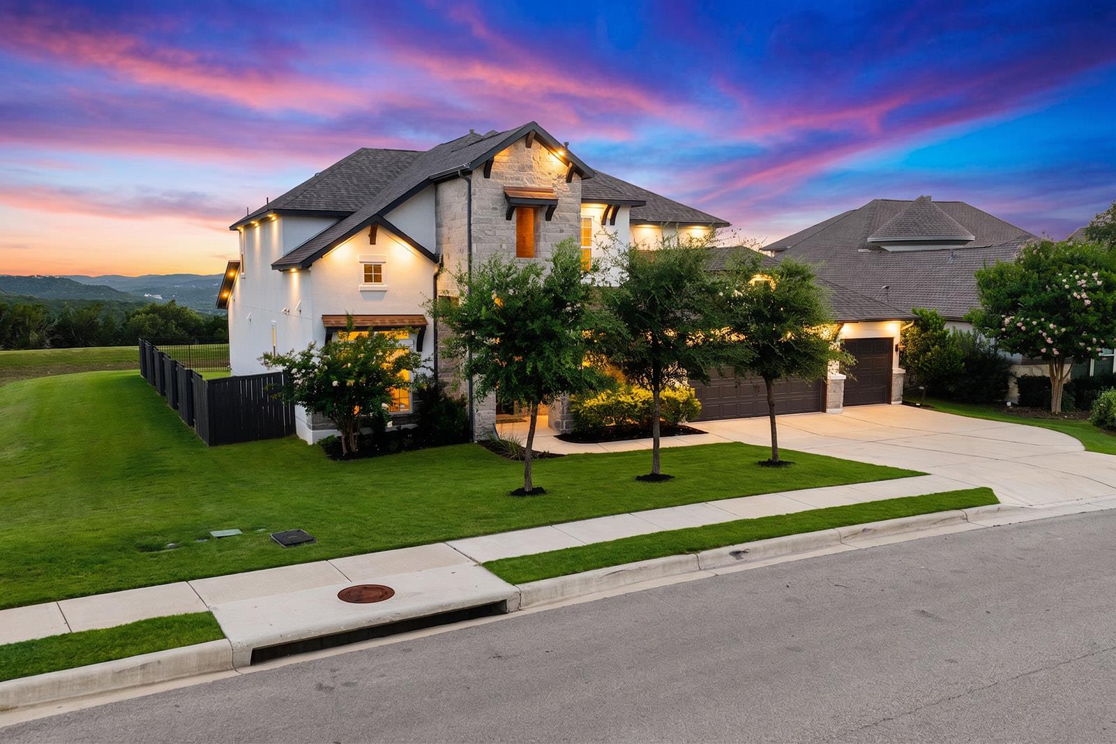 2717 Painted Sky BND, Leander, TX 78641 photo 2