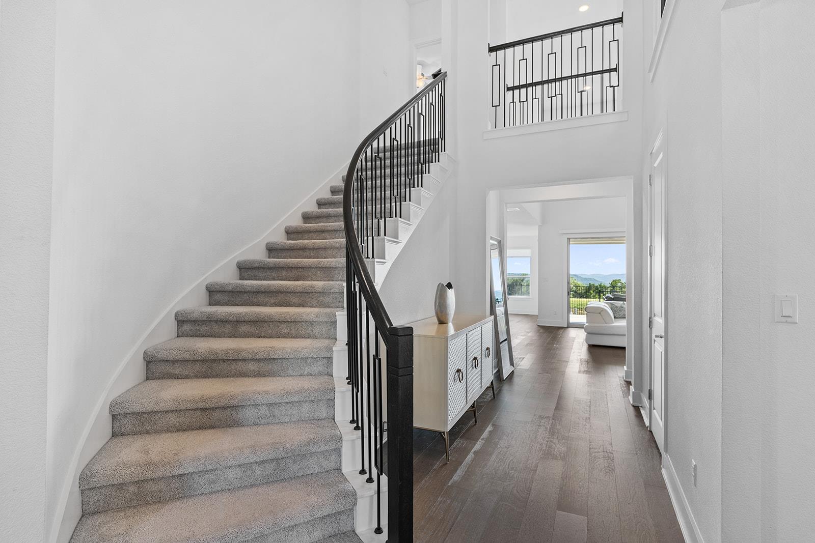 2717 Painted Sky BND, Leander, TX 78641 photo 4