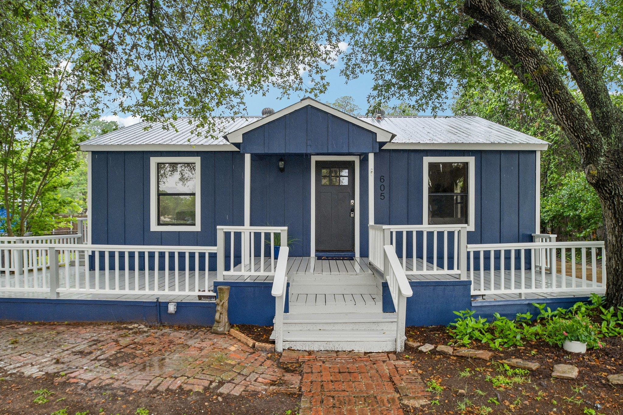 Single Family Residence