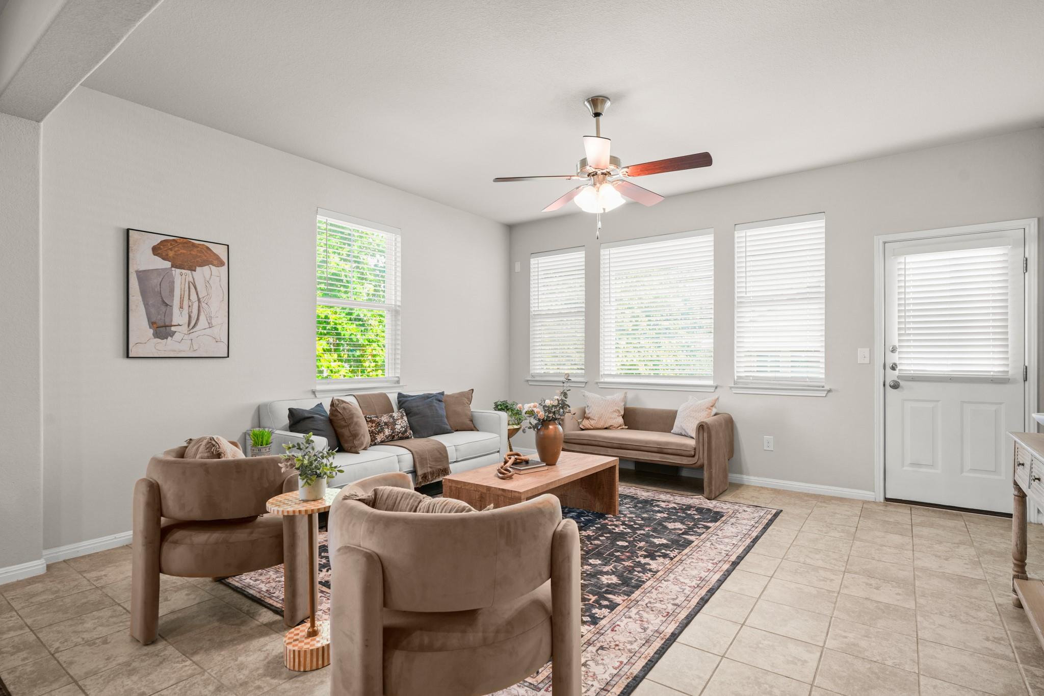 241 Broade ST, Leander, TX 78641 photo 4