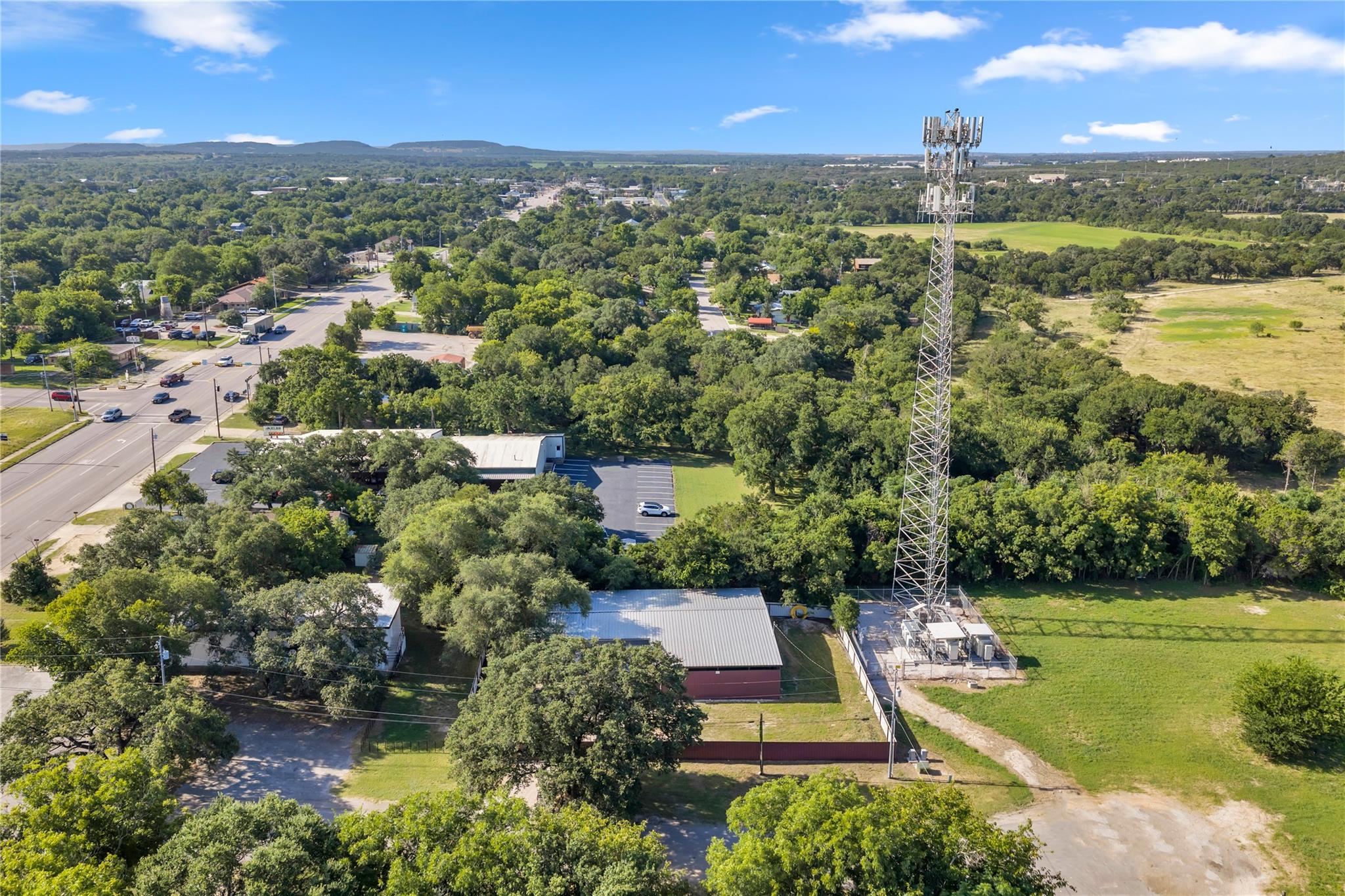 201 9th ST, Burnet, TX 78611 photo 3