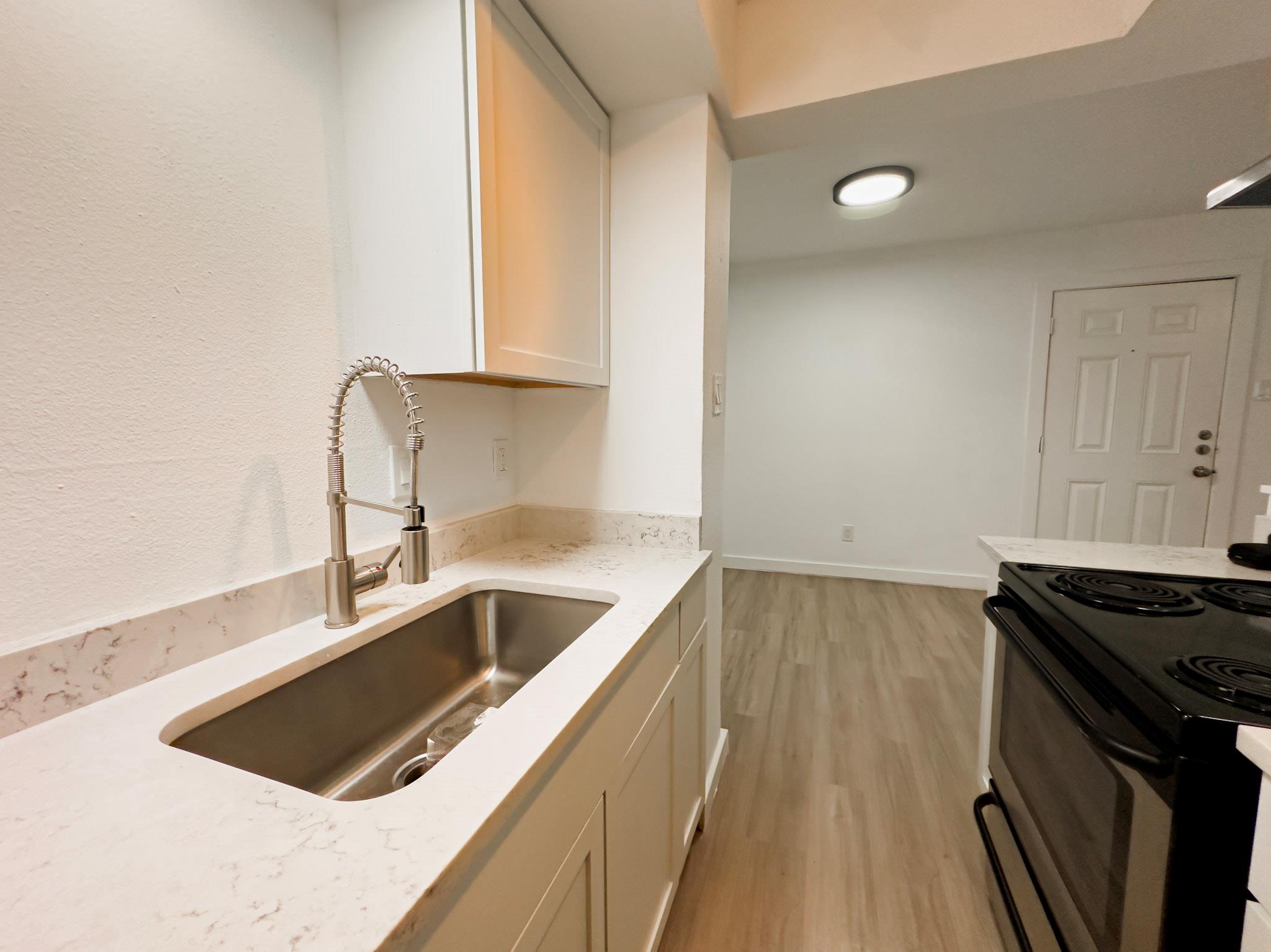 4500 Witham LN #201, Austin, TX 78745 photo 5