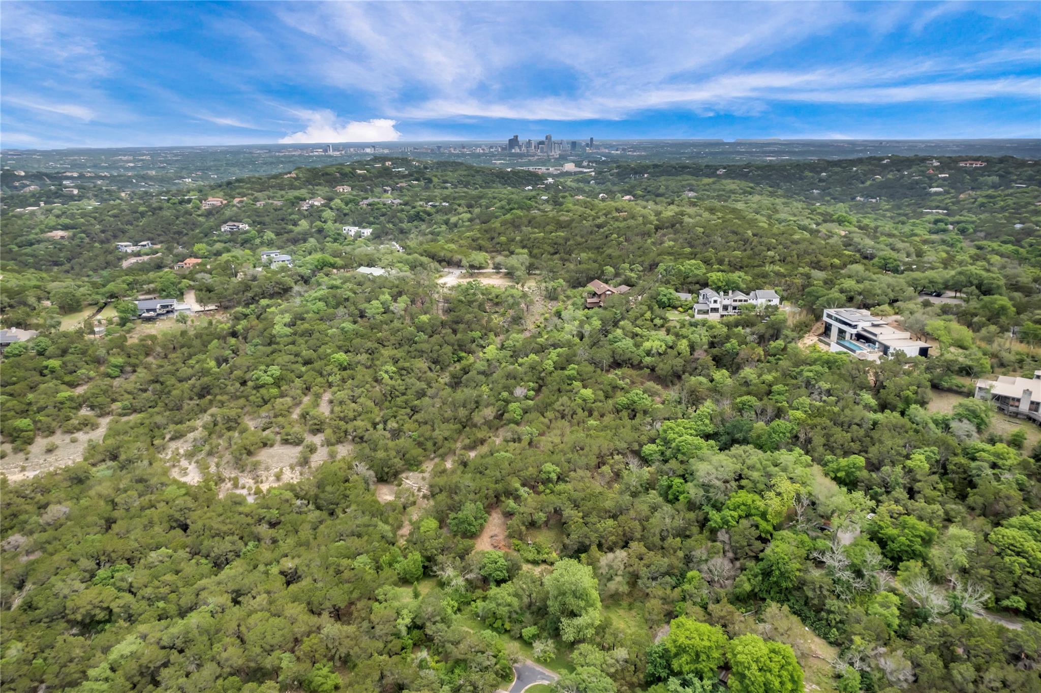 5 Little Bend DR, West Lake Hills, TX 78746 photo 3