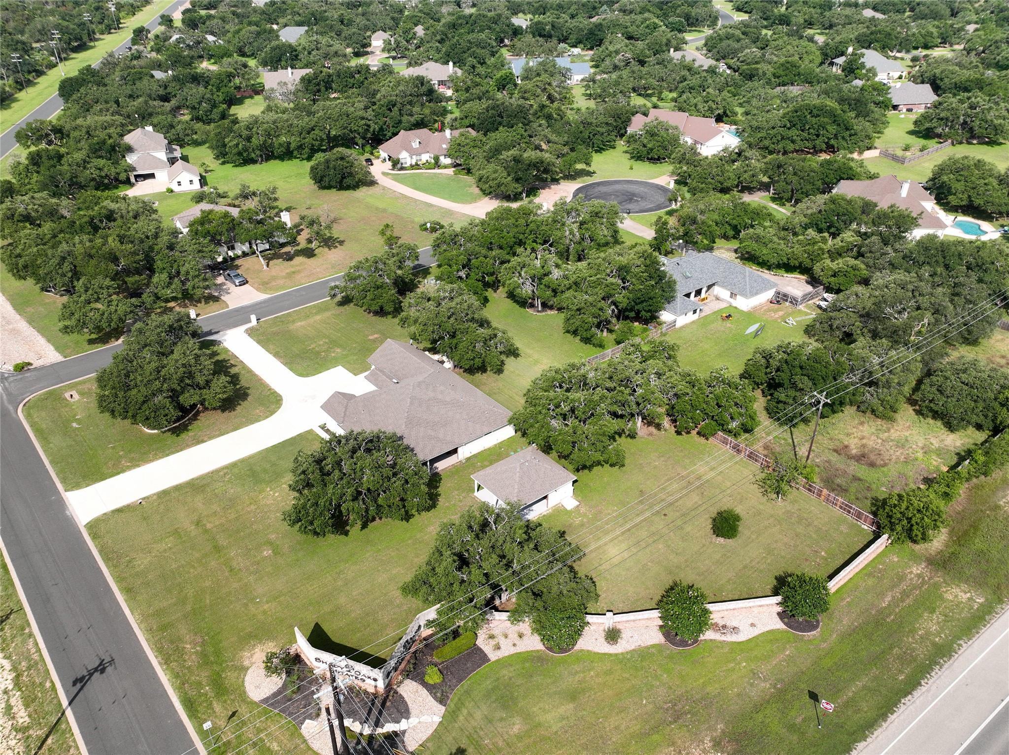 200 Wood CV, Georgetown, TX 78633 photo 4