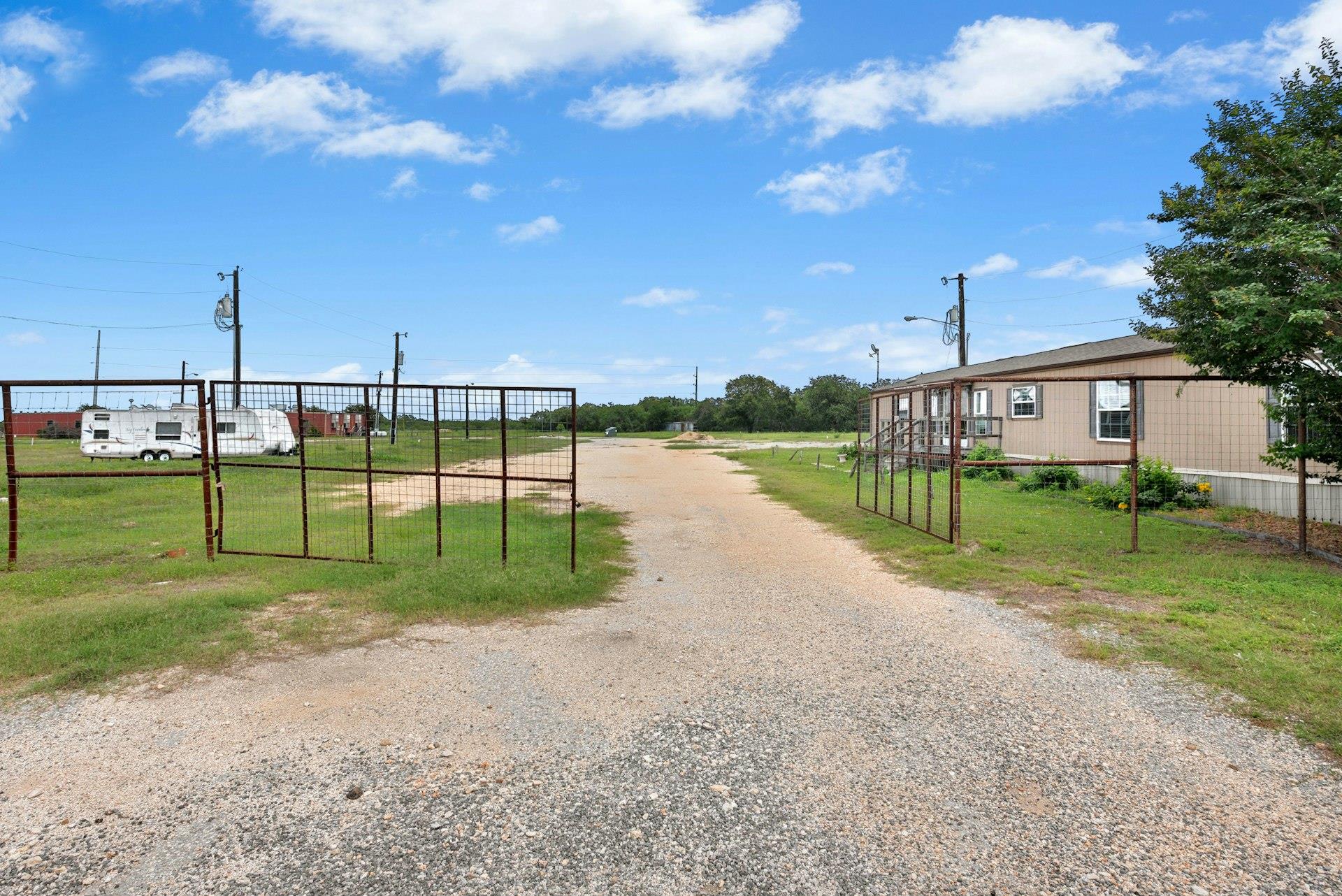 513 FM 766, Cuero, TX 77954 photo 5