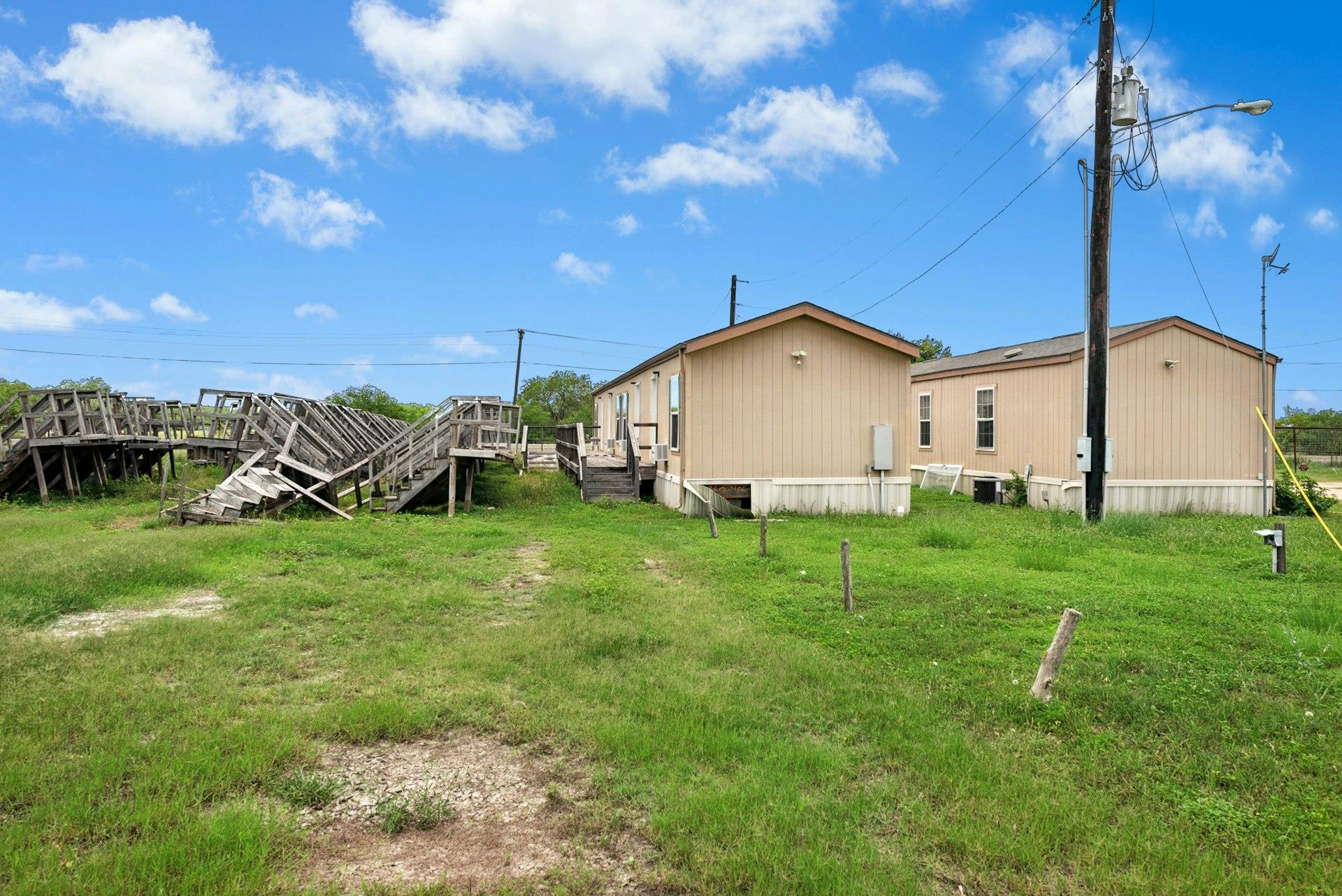 513 FM 766, Cuero, TX 77954 photo 4