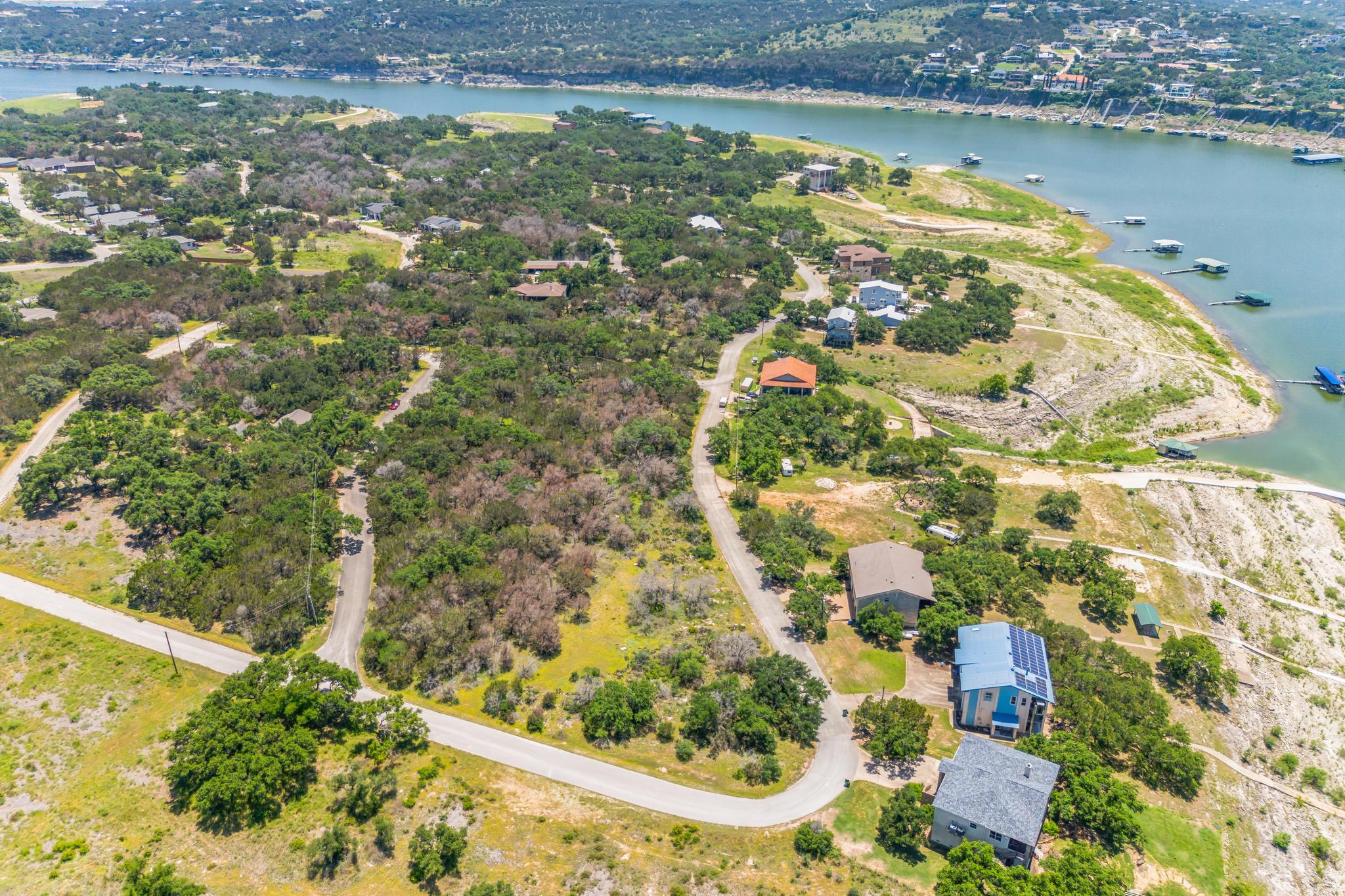 1604 Dove RD, Lago Vista, TX 78645 photo 4