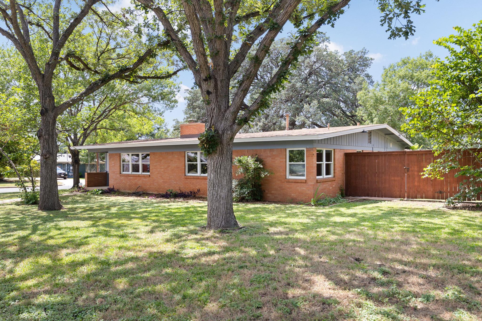 4516 Pack Saddle PASS, Austin, TX 78745 photo 3