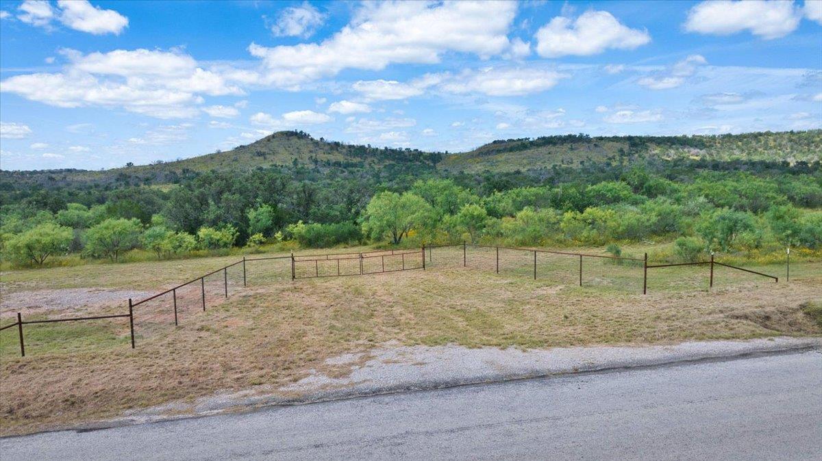 2144 CR 307, Kingsland, TX 78639 photo 2