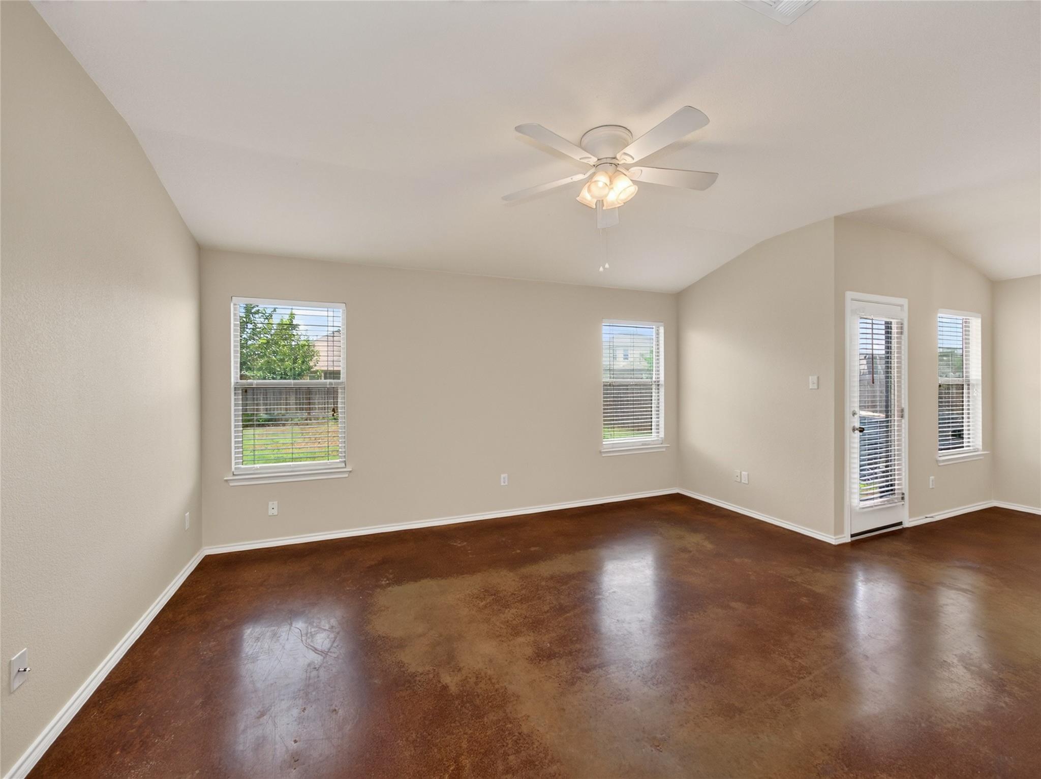 1480 Twin CV, Kyle, TX 78640 photo 5