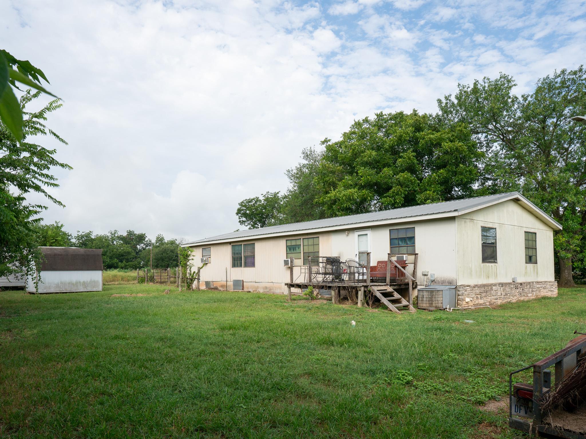 2774 Citation DR, Del Valle, TX 78617 photo 2