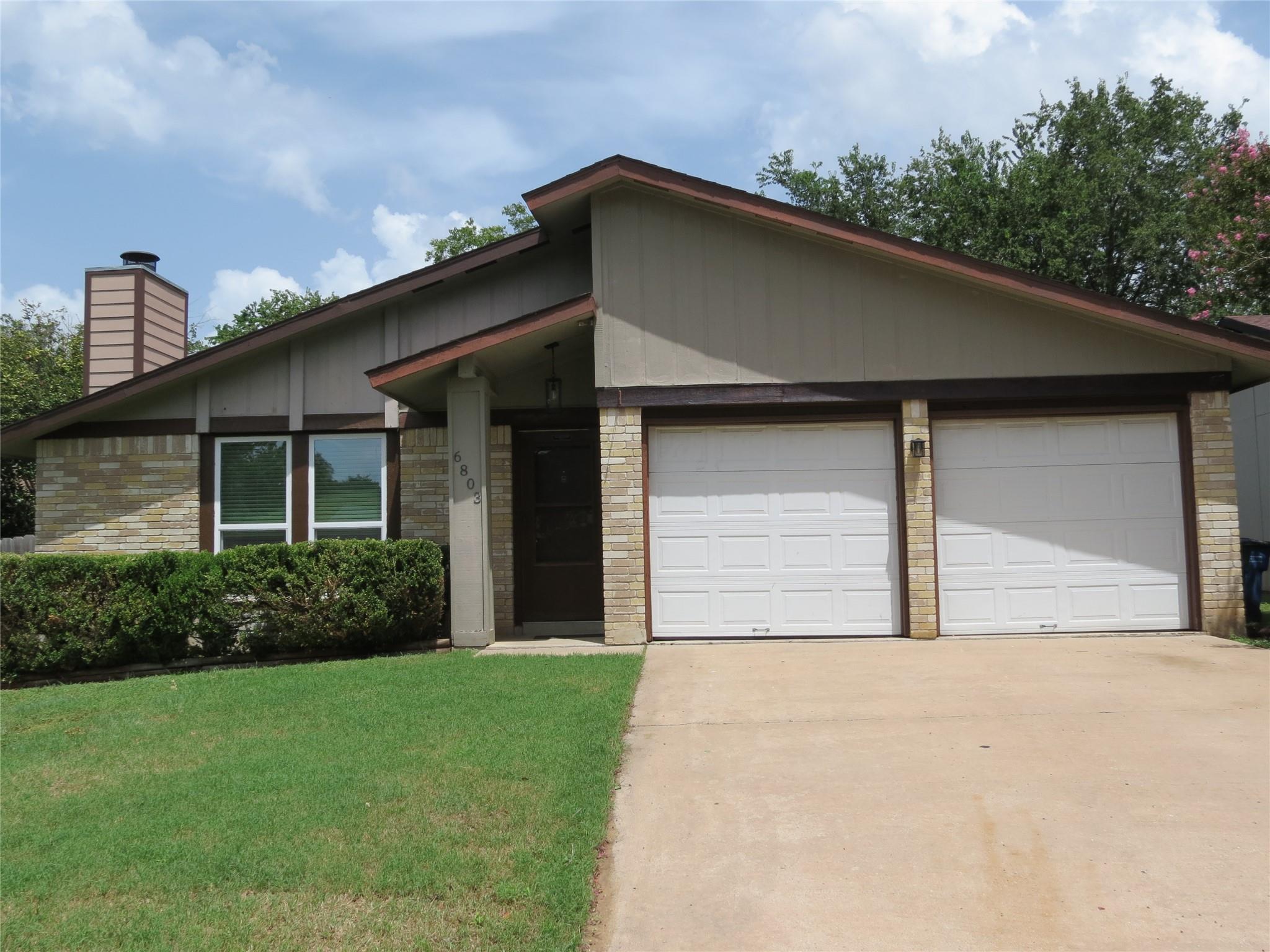 6803 Rearden RD, Austin, TX 78745 photo 2