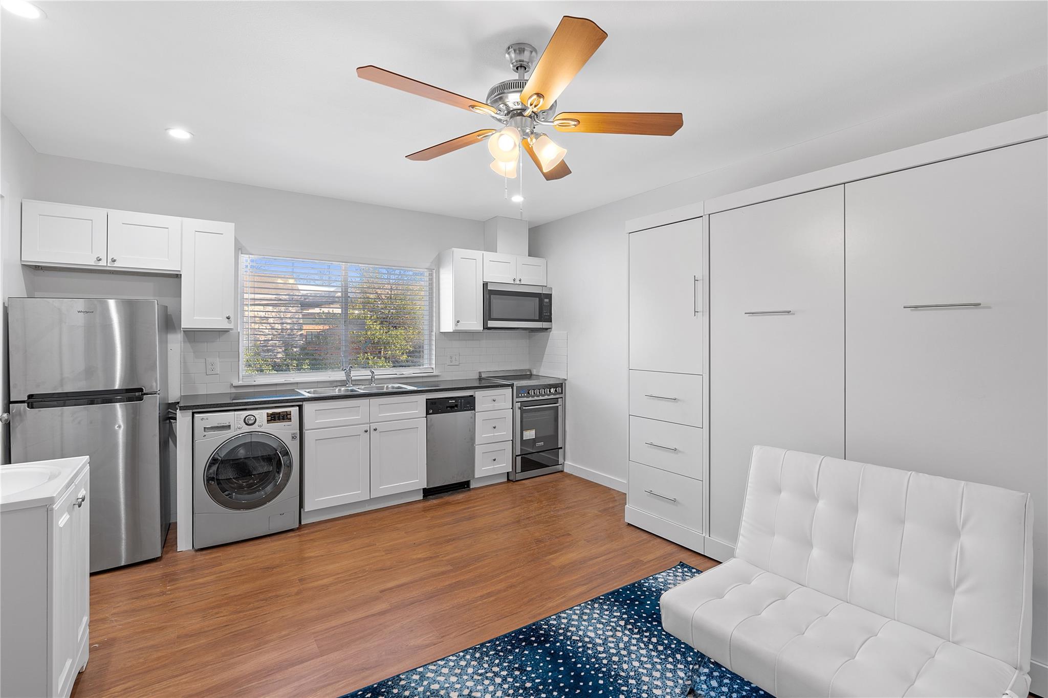 306 30 th ST #109, Austin, TX 78705 photo 4
