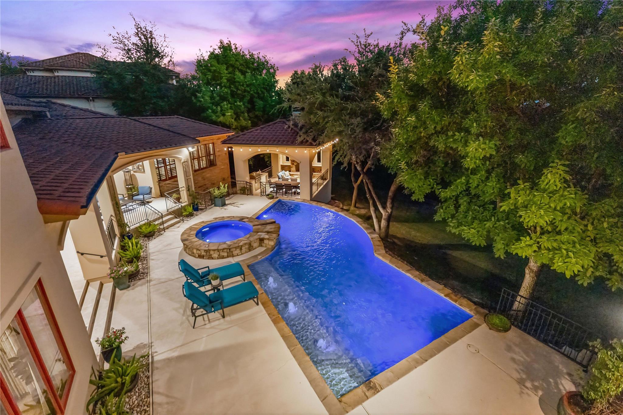 4320 House Of York #6, Austin, TX 78730 photo 2