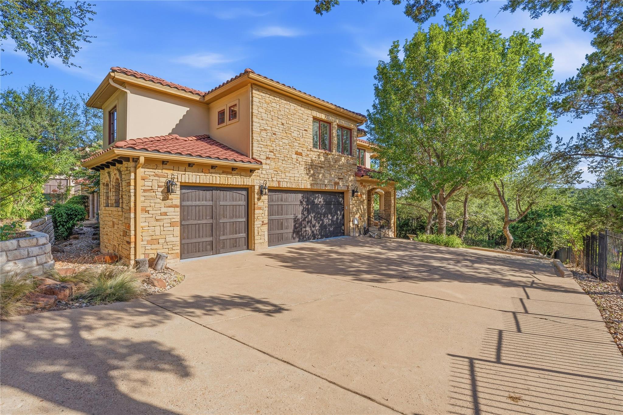 4320 House Of York #6, Austin, TX 78730 photo 4