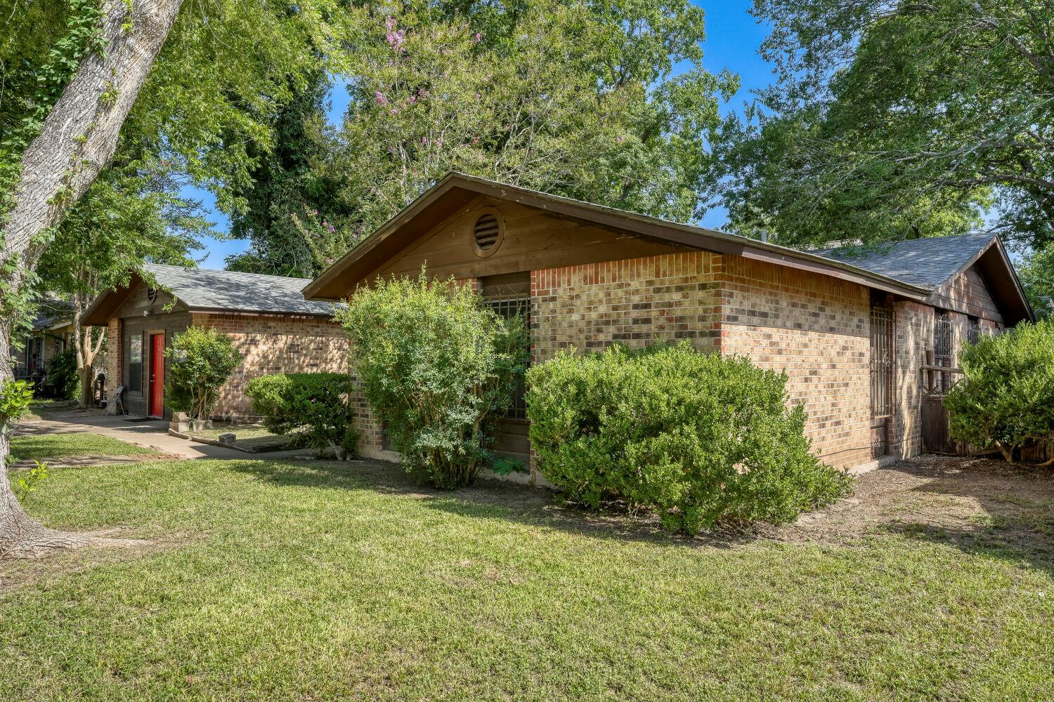 5800 Coolbrook DR, Austin, TX 78724 photo 2