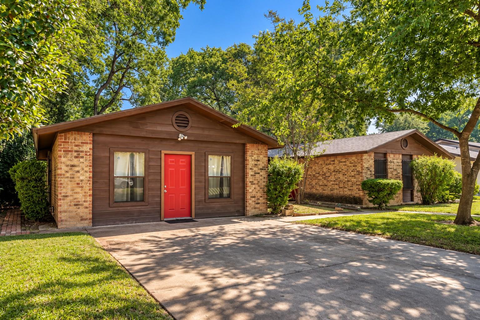 5800 Coolbrook DR, Austin, TX 78724 photo 3