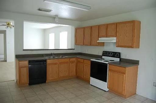 3851 Cherokee BLVD, New Braunfels, TX 78132 photo 3