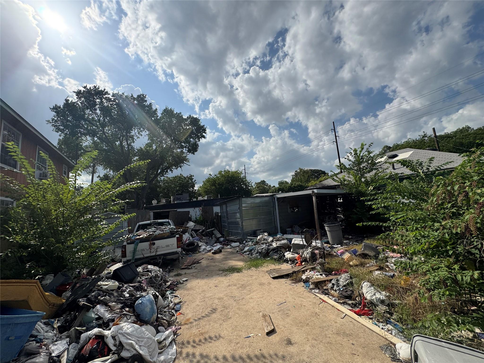 2717 2nd ST, Austin, TX 78702 photo 3