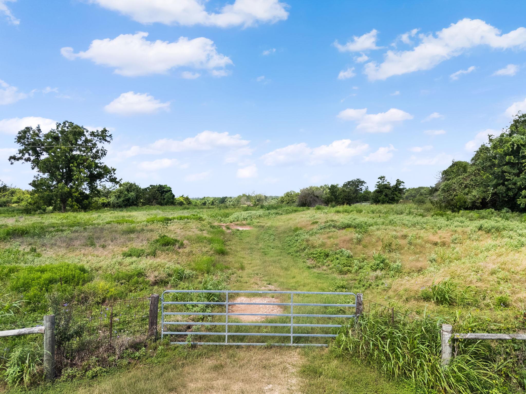 0000 Thielemann RD RD, Industry, TX 78944 photo 4