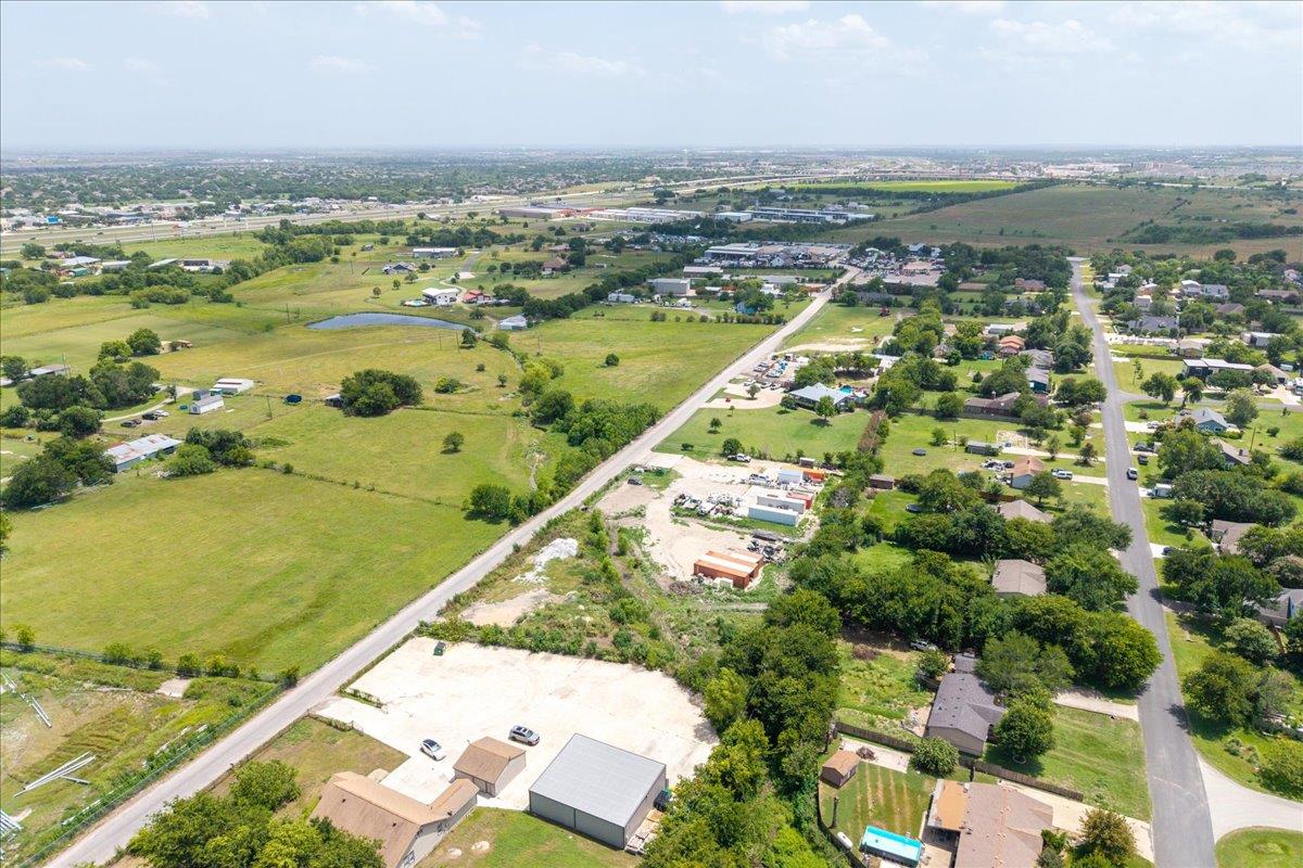 20234 Keilman LN, Pflugerville, TX 78660 photo 2
