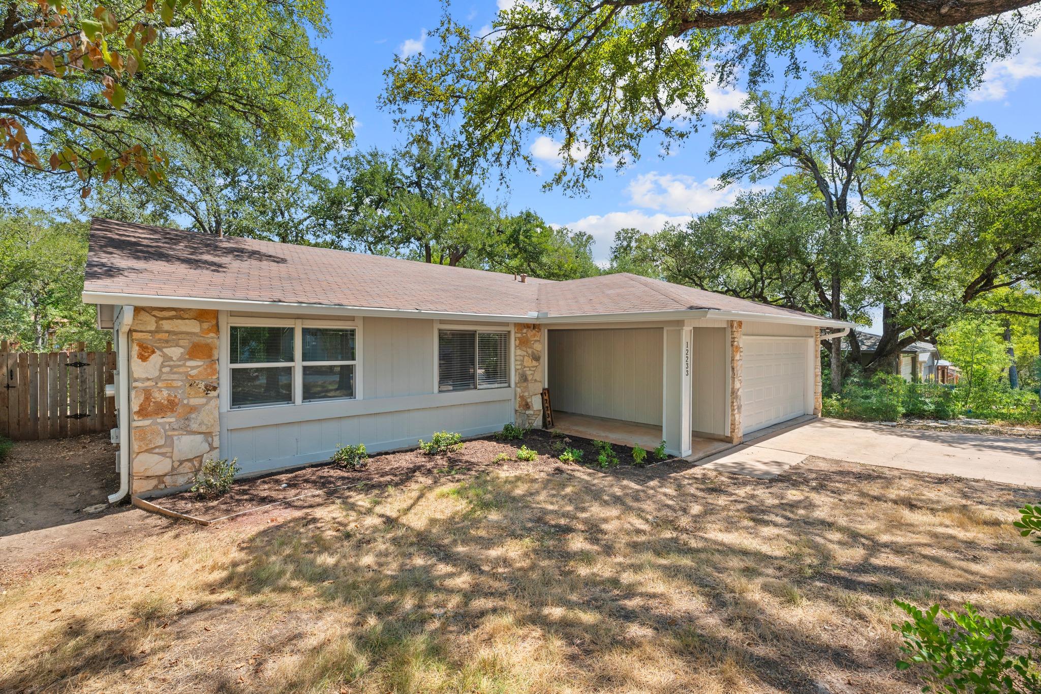 12233 Forsythe DR, Austin, TX 78759 photo 2