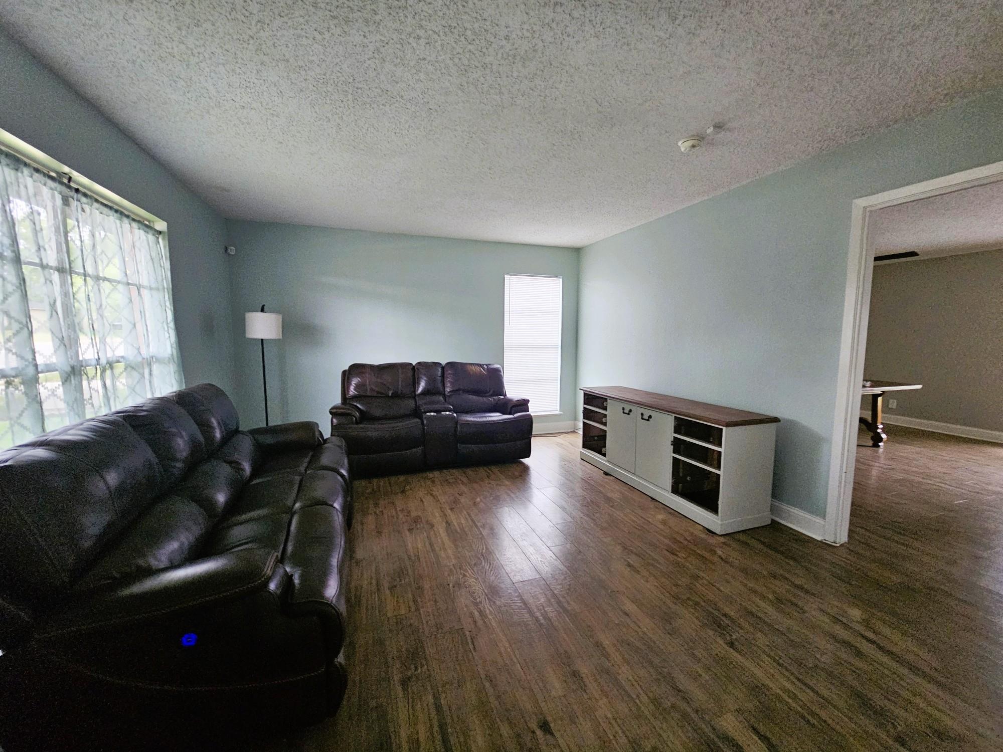 3303 Lake Charles Ave, Killeen, TX 76543 photo 3