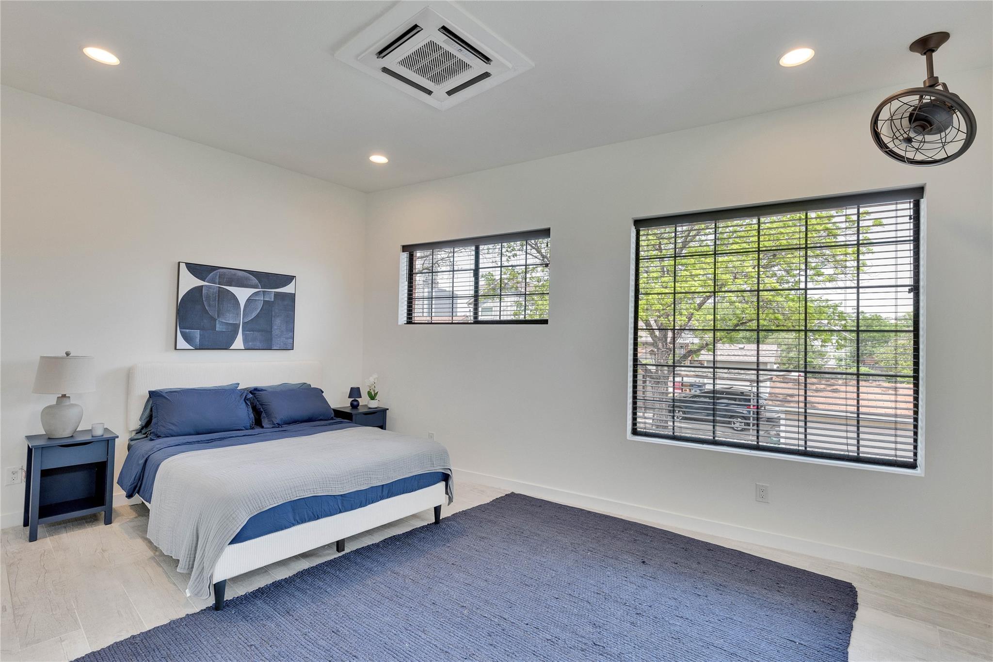 808 Lydia ST, Austin, TX 78702 photo 3