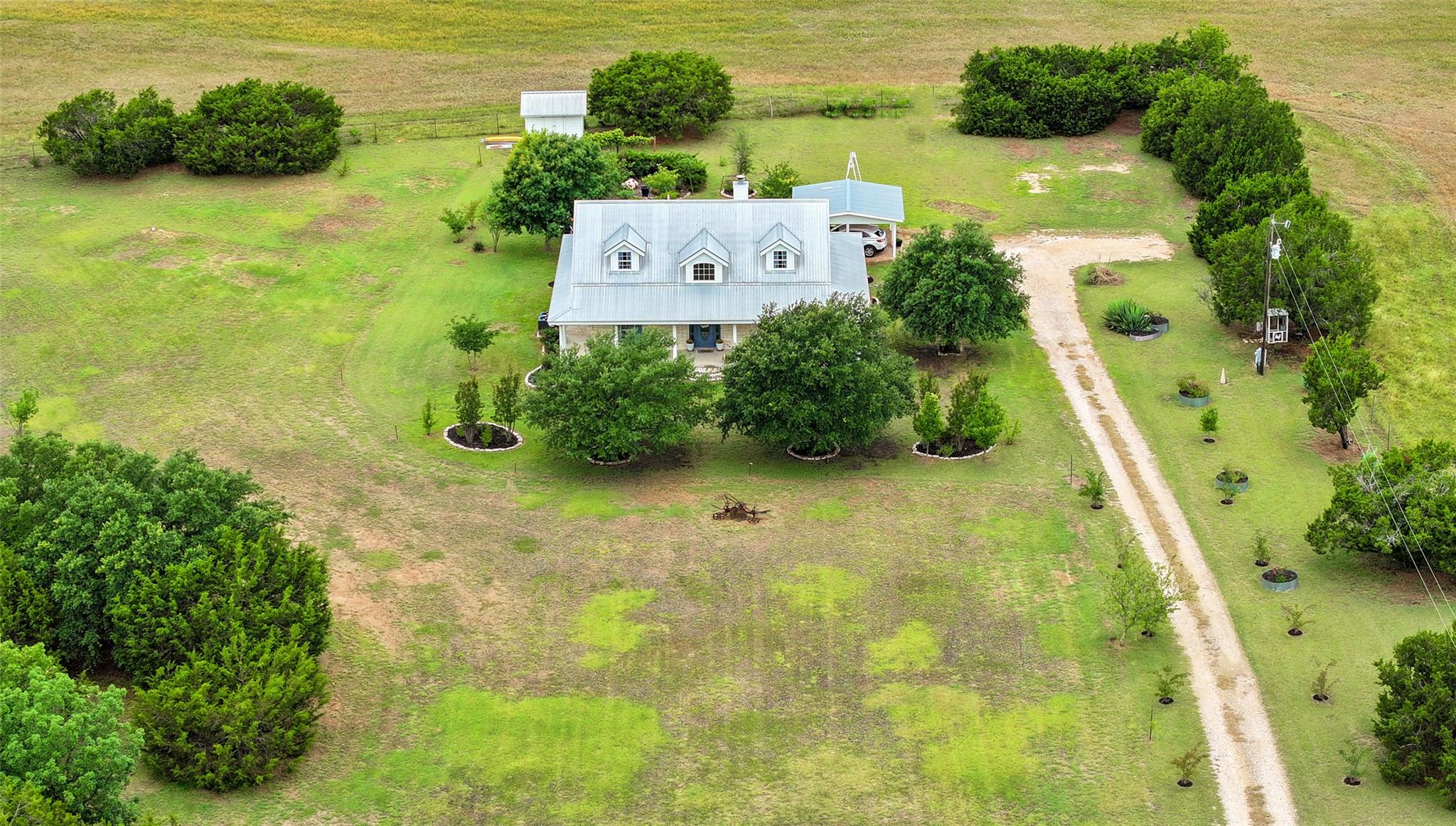 1505 County Road 315, Jarrell, TX 76537 photo 4